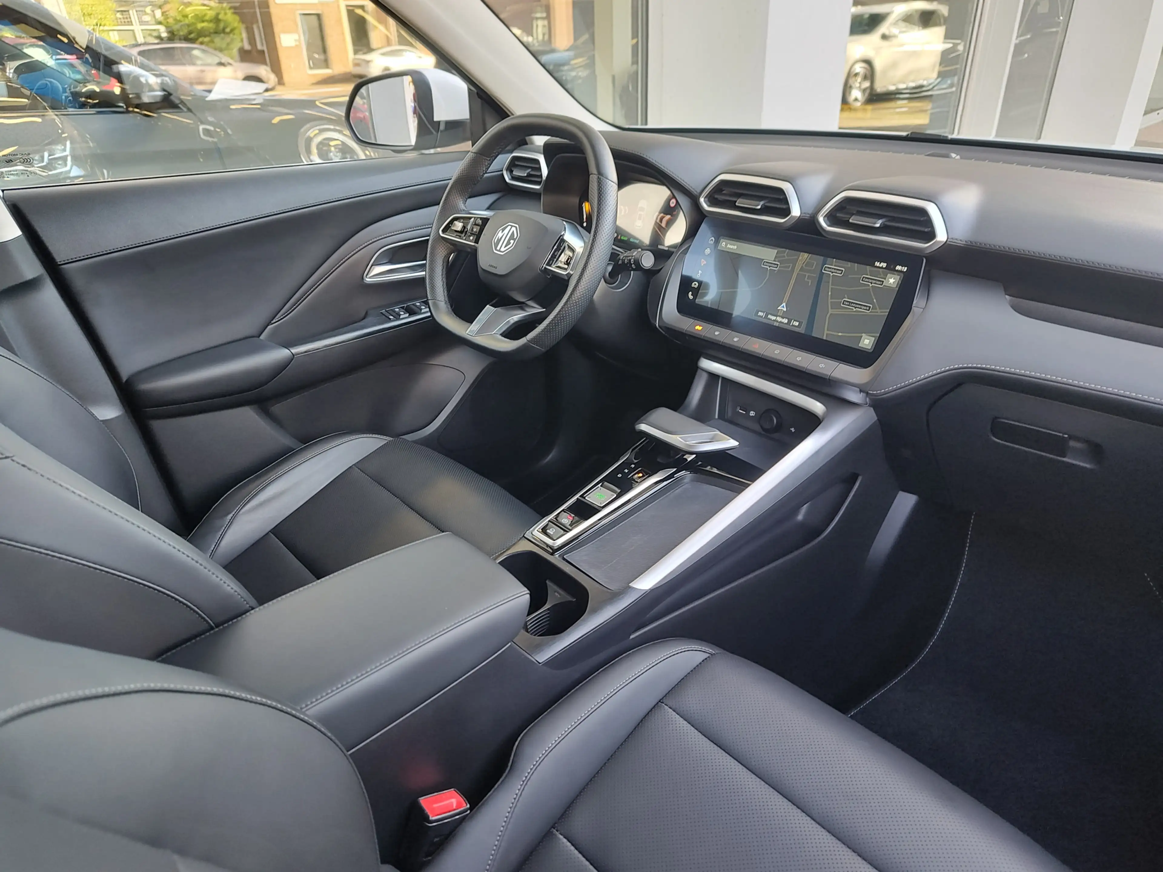 MG ZS MG Hybrid+ 1.5 HYBRID+ LUXURY 360 Camera | Keyless — photo 9