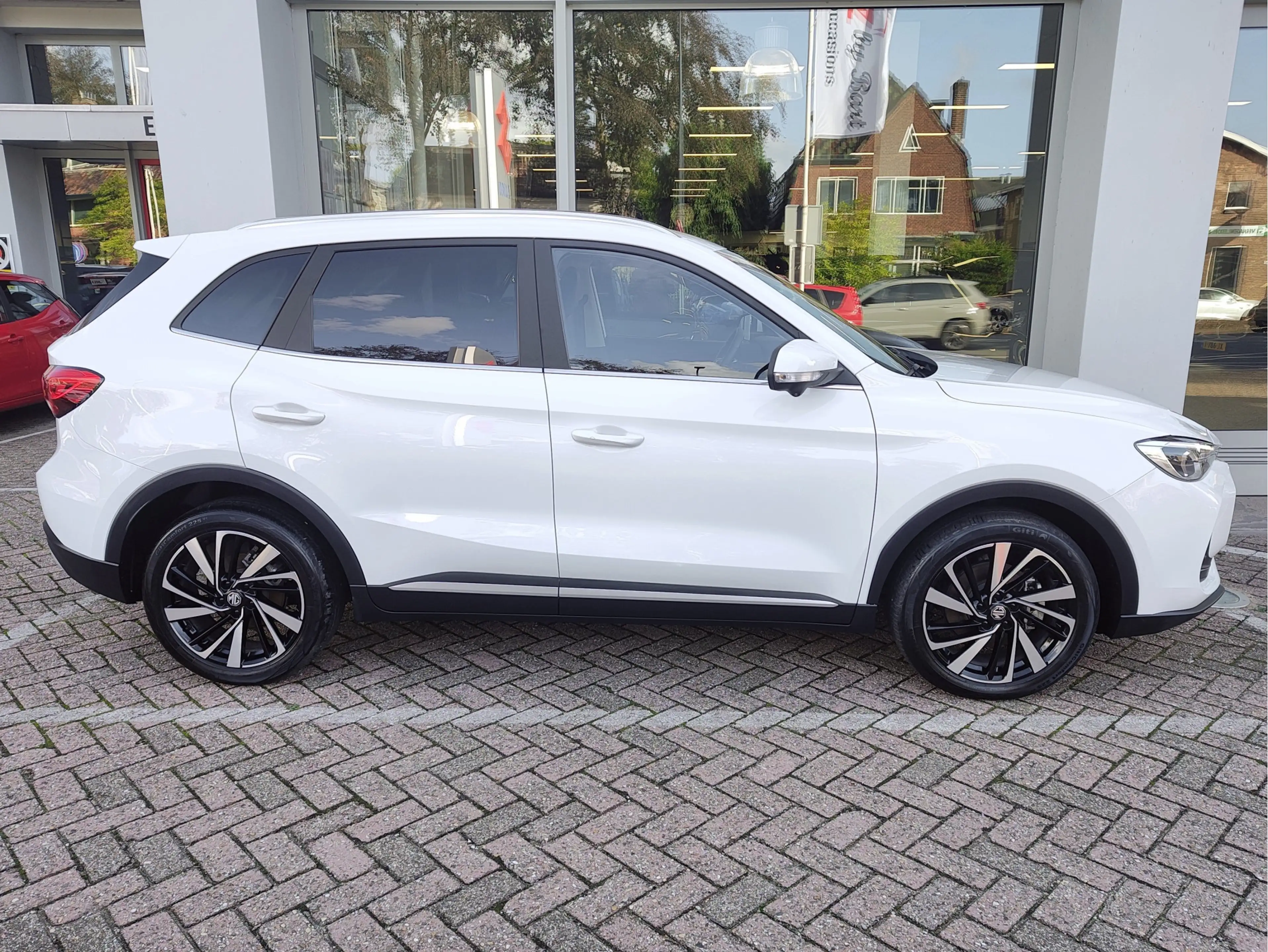 MG ZS MG Hybrid+ 1.5 HYBRID+ LUXURY 360 Camera | Keyless — photo 6