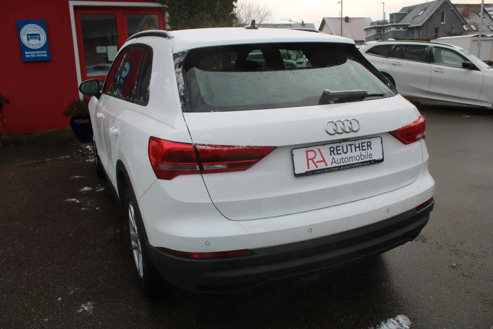 Audi Q3 35 TDI *S-LINE*RFK Weiß - 2