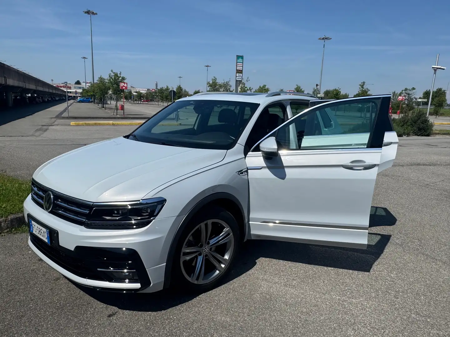 Volkswagen Tiguan Tiguan 2.0 tdi R-Line BM 4motion dsg Grigio - 1