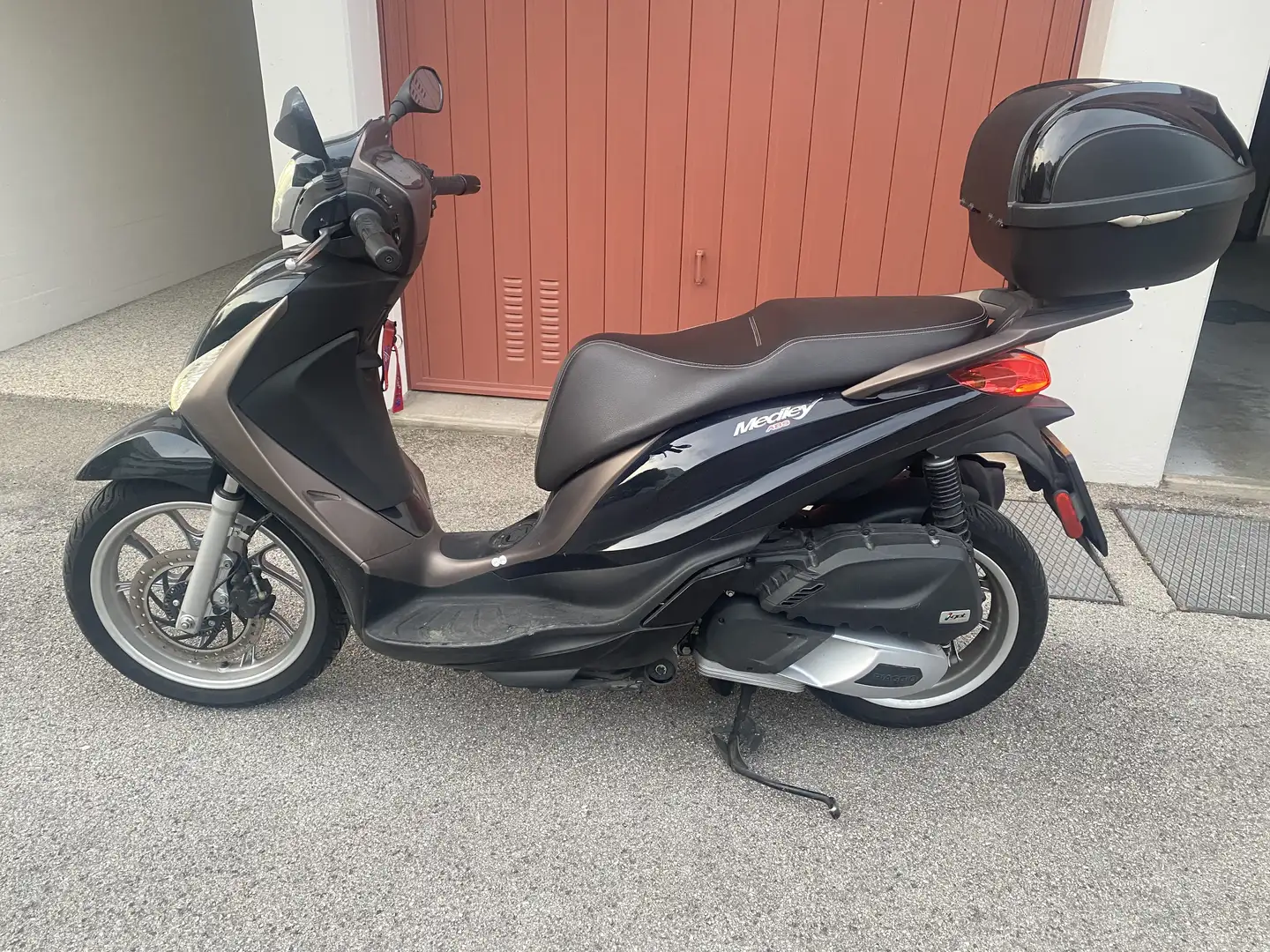 Piaggio Medley 150 - 1