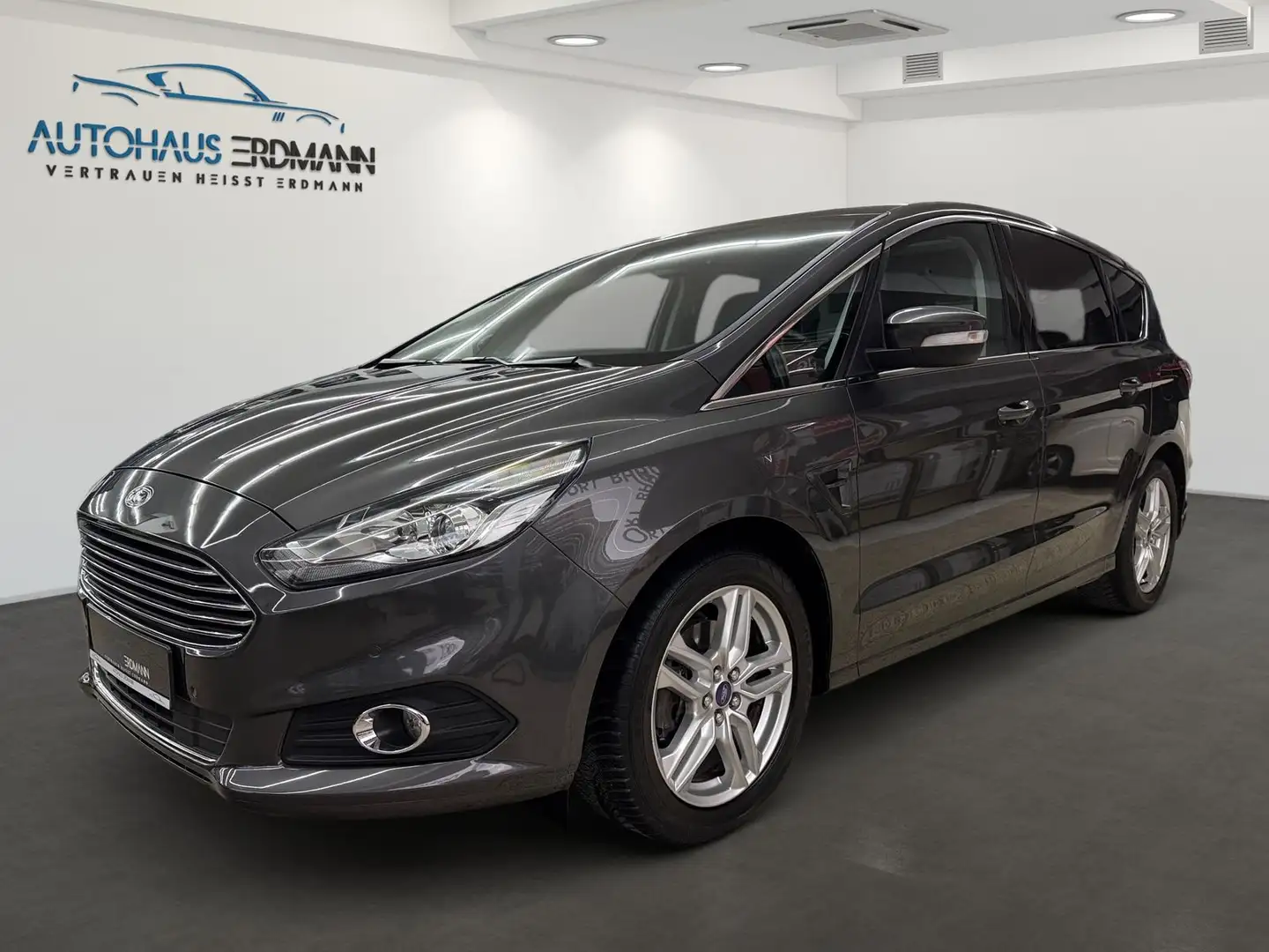 Ford S-Max S-MAX 2,0 Titanium*Autom*7-Sitzer*Pano*Nav*Spur Gris - 1