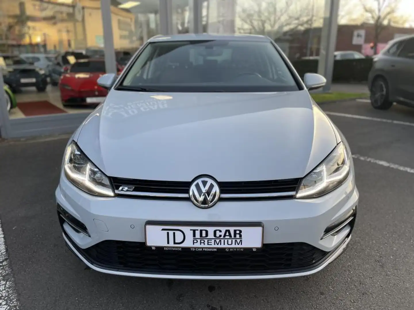 Volkswagen Golf 7 1.5 TSI R-line Weiß - 2