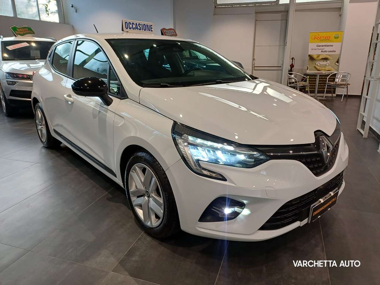Renault Clio Clio 1.0 tce Zen 90cv NAVY DISP. anhe a GPL