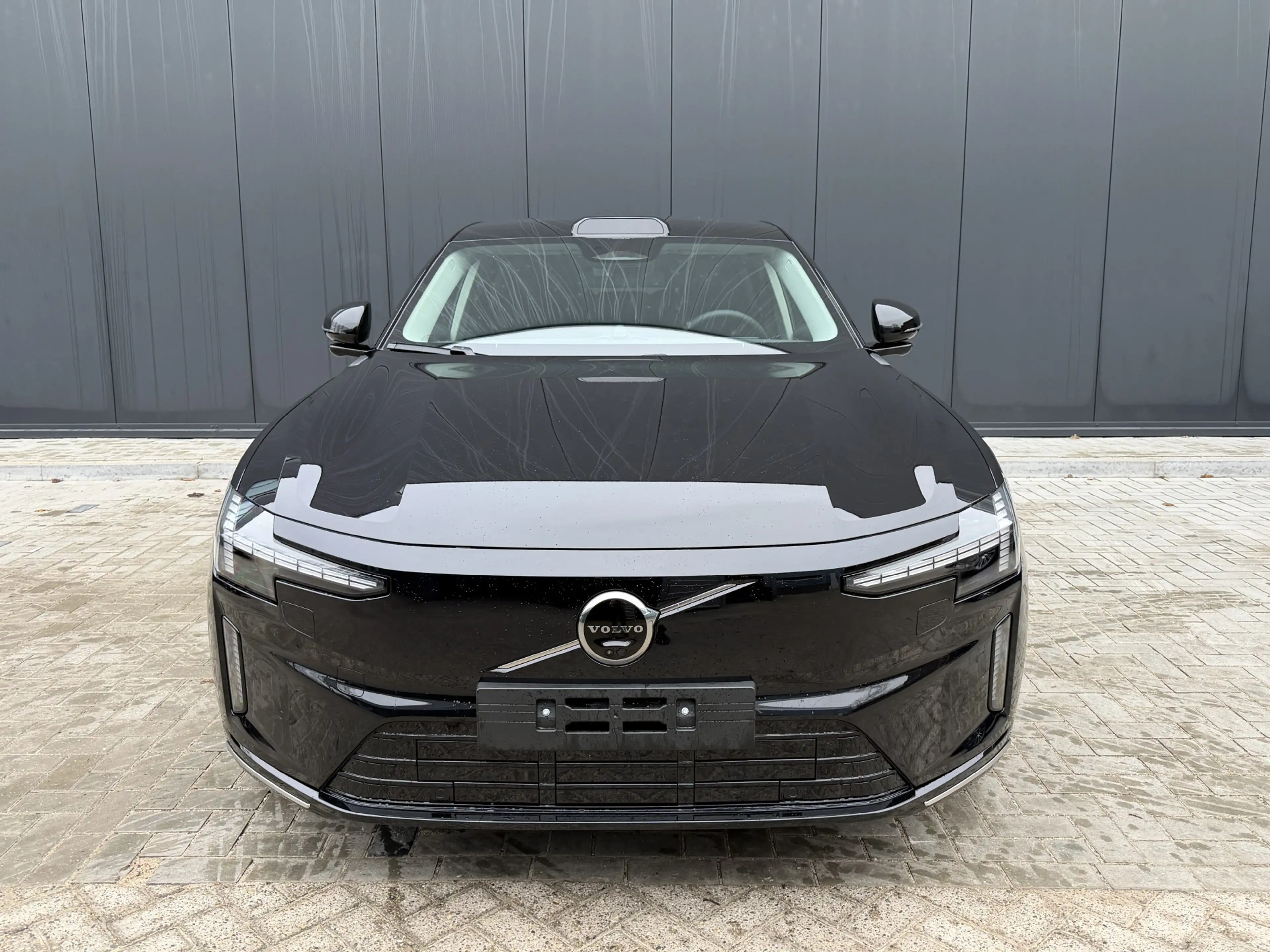Volvo ES90 Single Motor Ext. R. Ultra Launch Edition 92 kWh P — photo 5