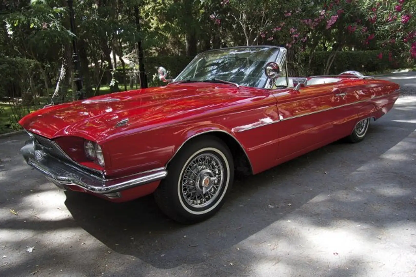 Ford Thunderbird convertible Red - 1