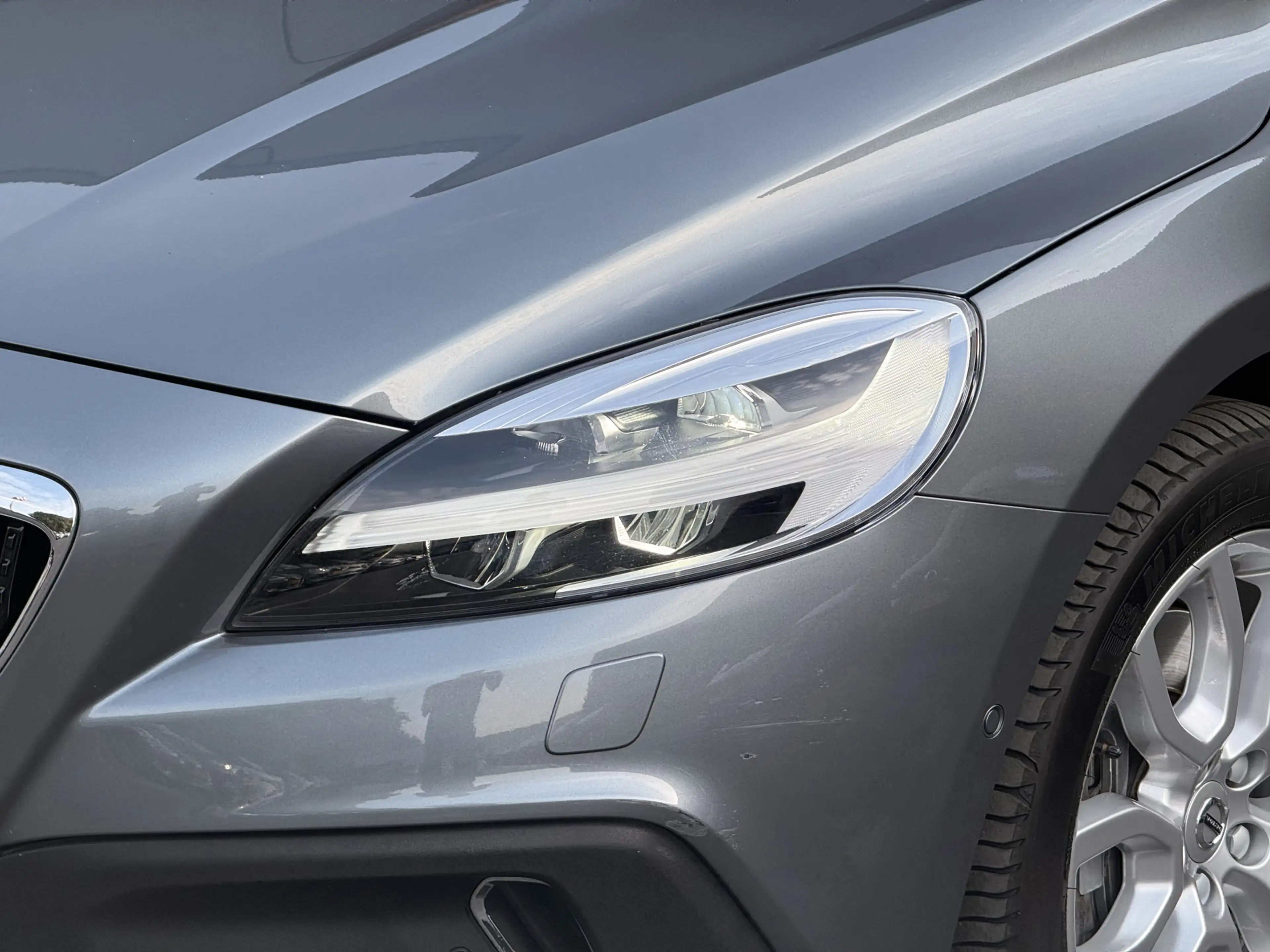 Volvo V40 Cross Country 1.5 T3 Polar+ Luxury — photo 12