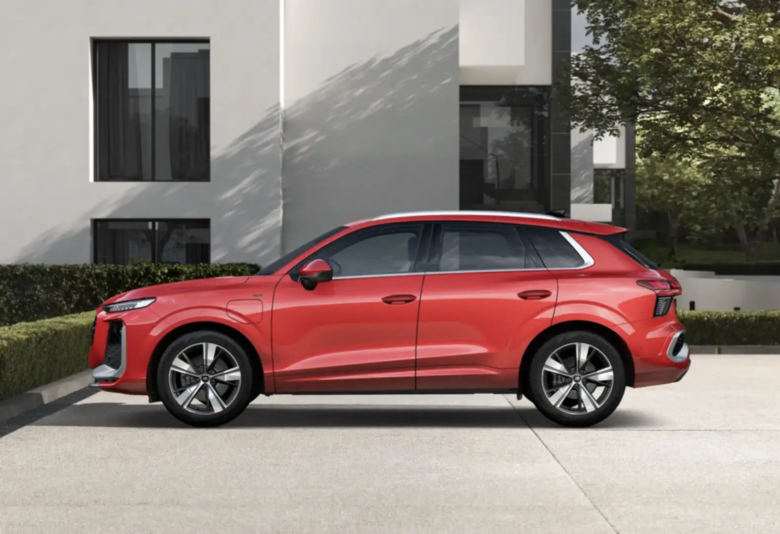 Audi Q3 e-hybrid S Line S tronic 200kW Rojo - 2