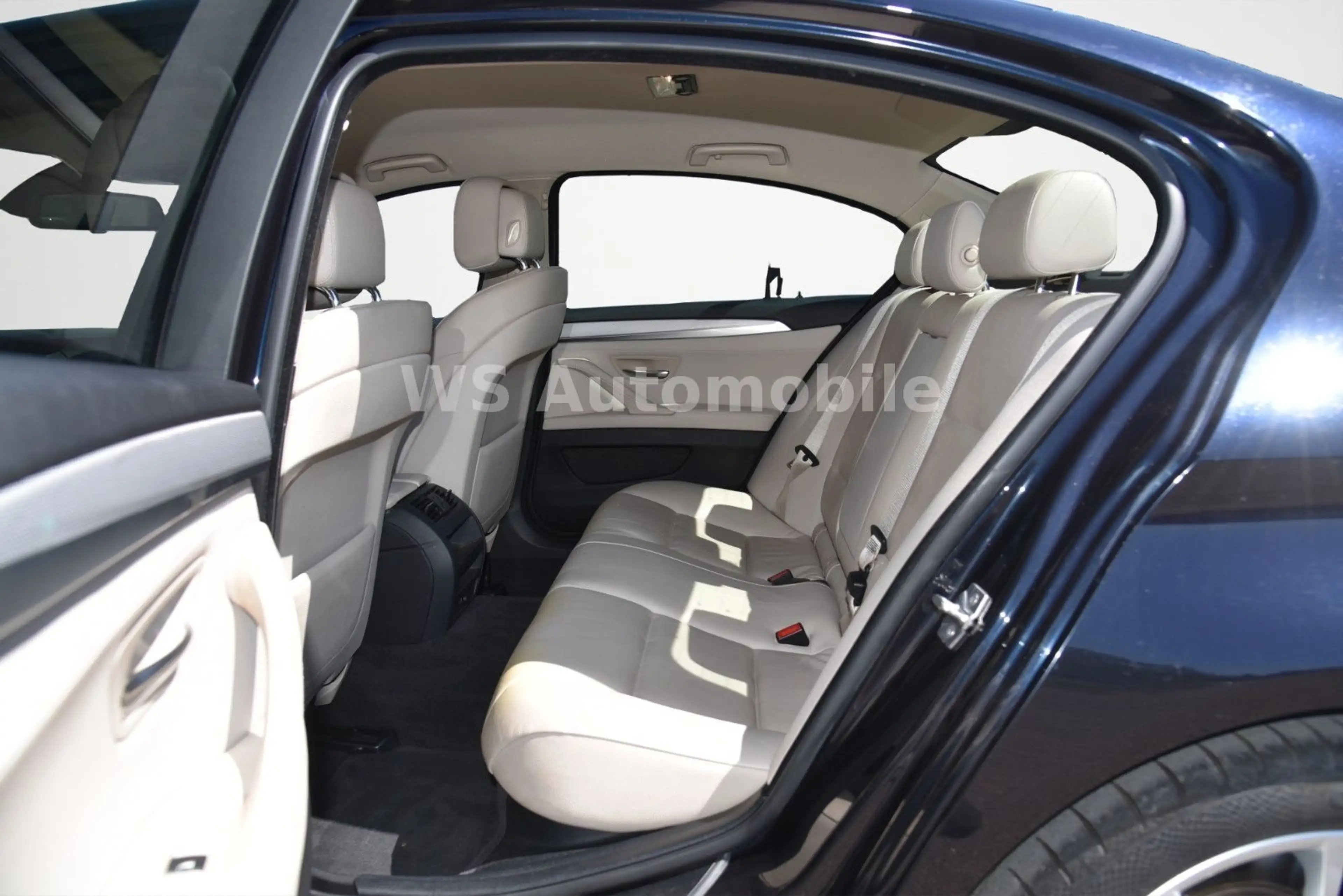 BMW 523 i Limousine **2.HAND/LEDER/M-SPORT** — photo 9