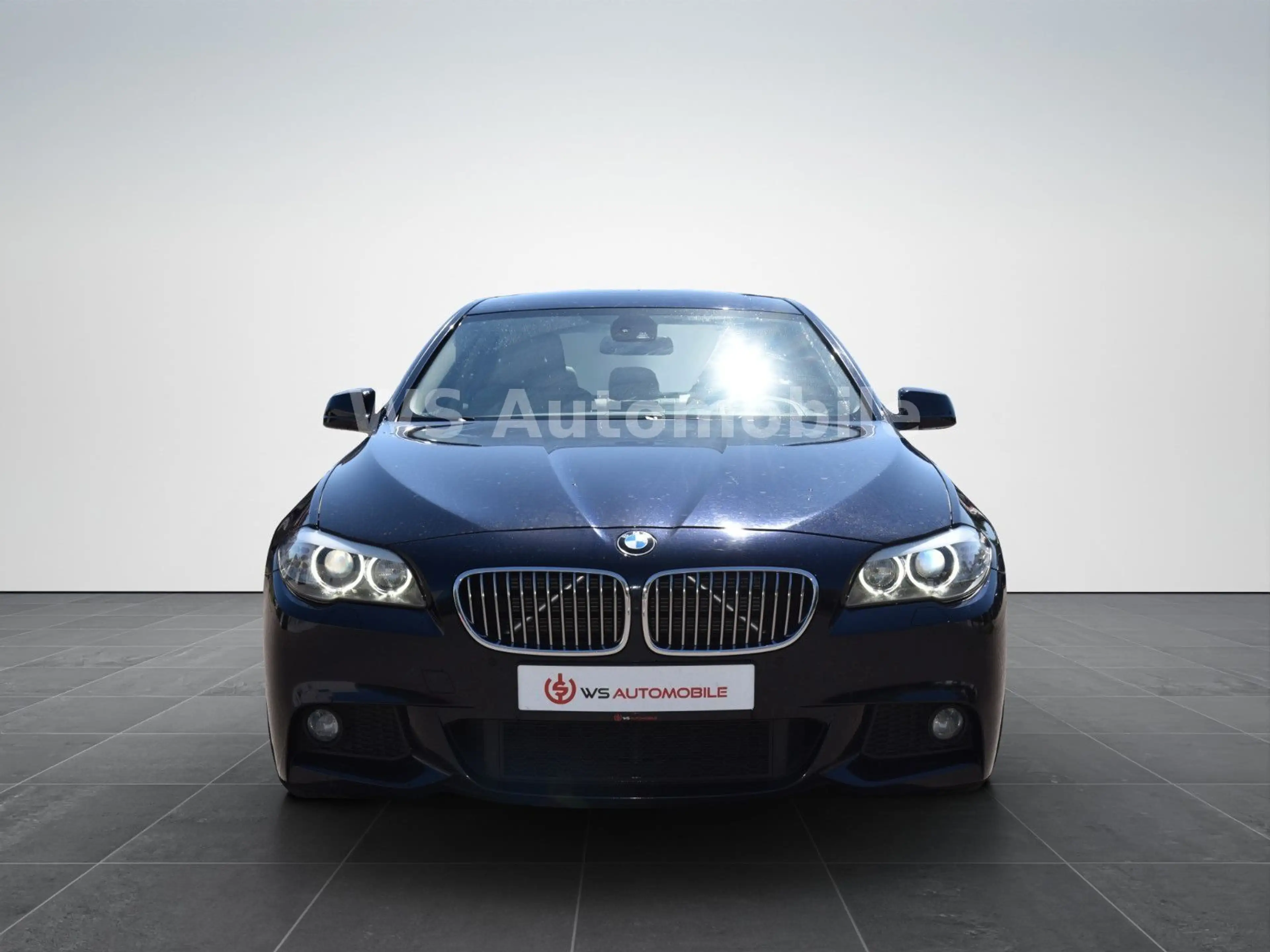 BMW 523 i Limousine **2.HAND/LEDER/M-SPORT** — photo 2