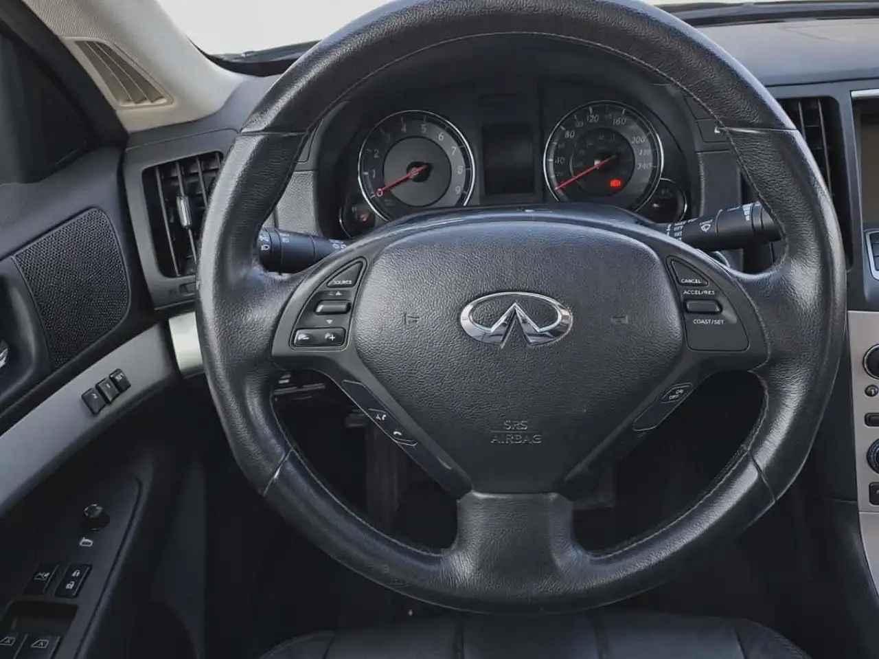Infiniti G снимка Infiniti G