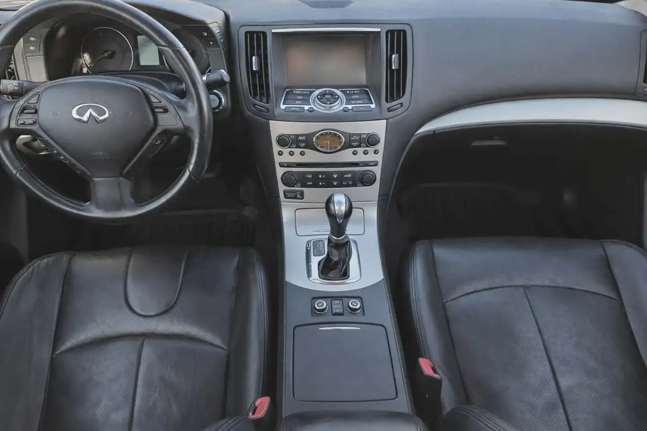 Infiniti G снимка Infiniti G