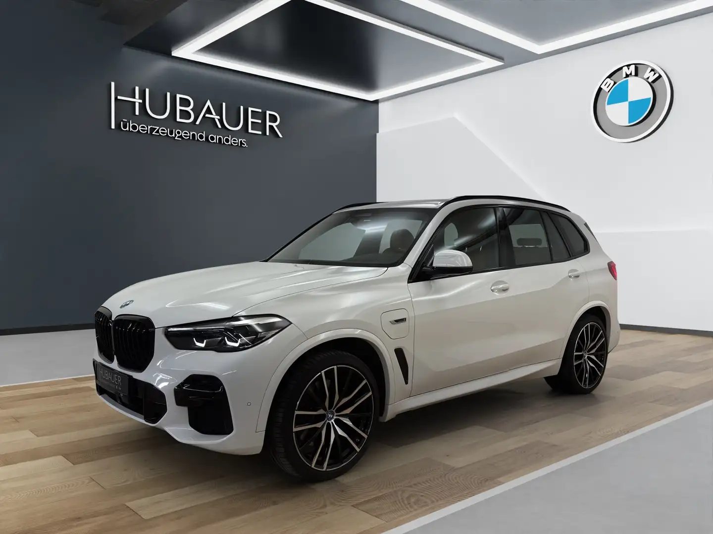 BMW X5 xDrive45e [M Sport, DA Prof., HUD, AHK, HiFi] Weiß - 1