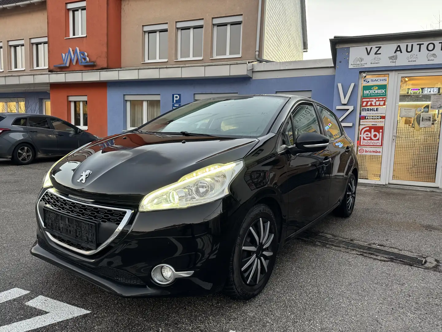 Peugeot 208 Active 1,4 VTi 95 - 2