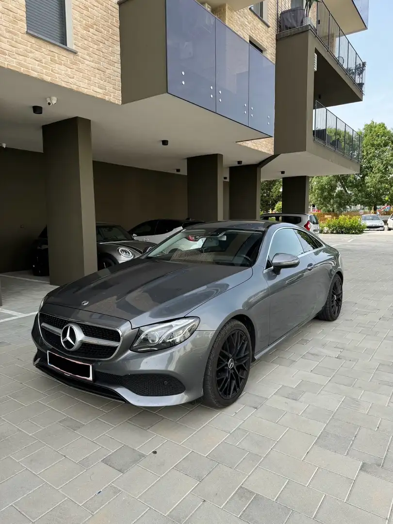 Mercedes-Benz E 220 d 4Matic Coupe 9G-TRONIC Avantgarde - 1