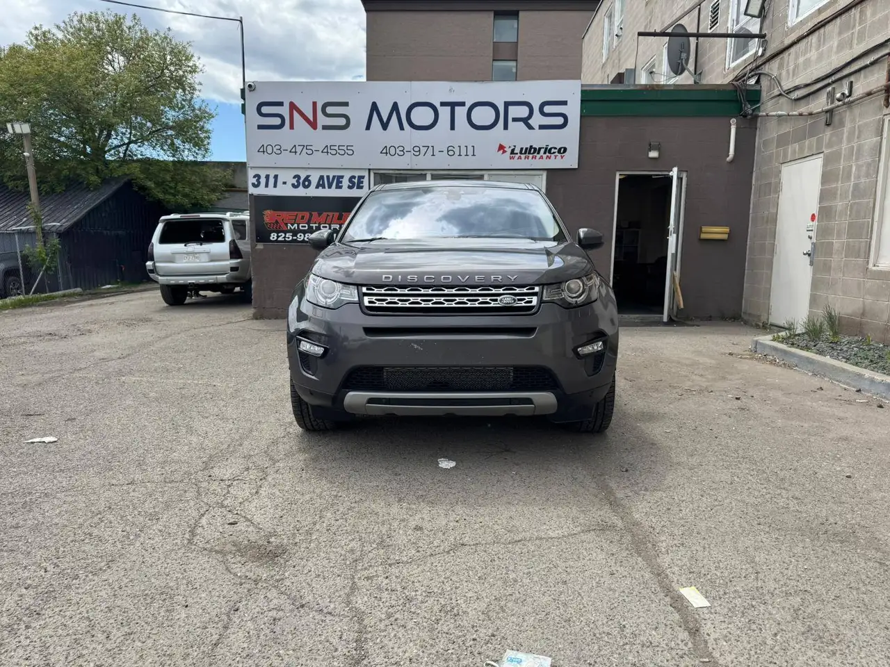 Land Rover Discovery Sport снимка Land Rover Discovery Sport
