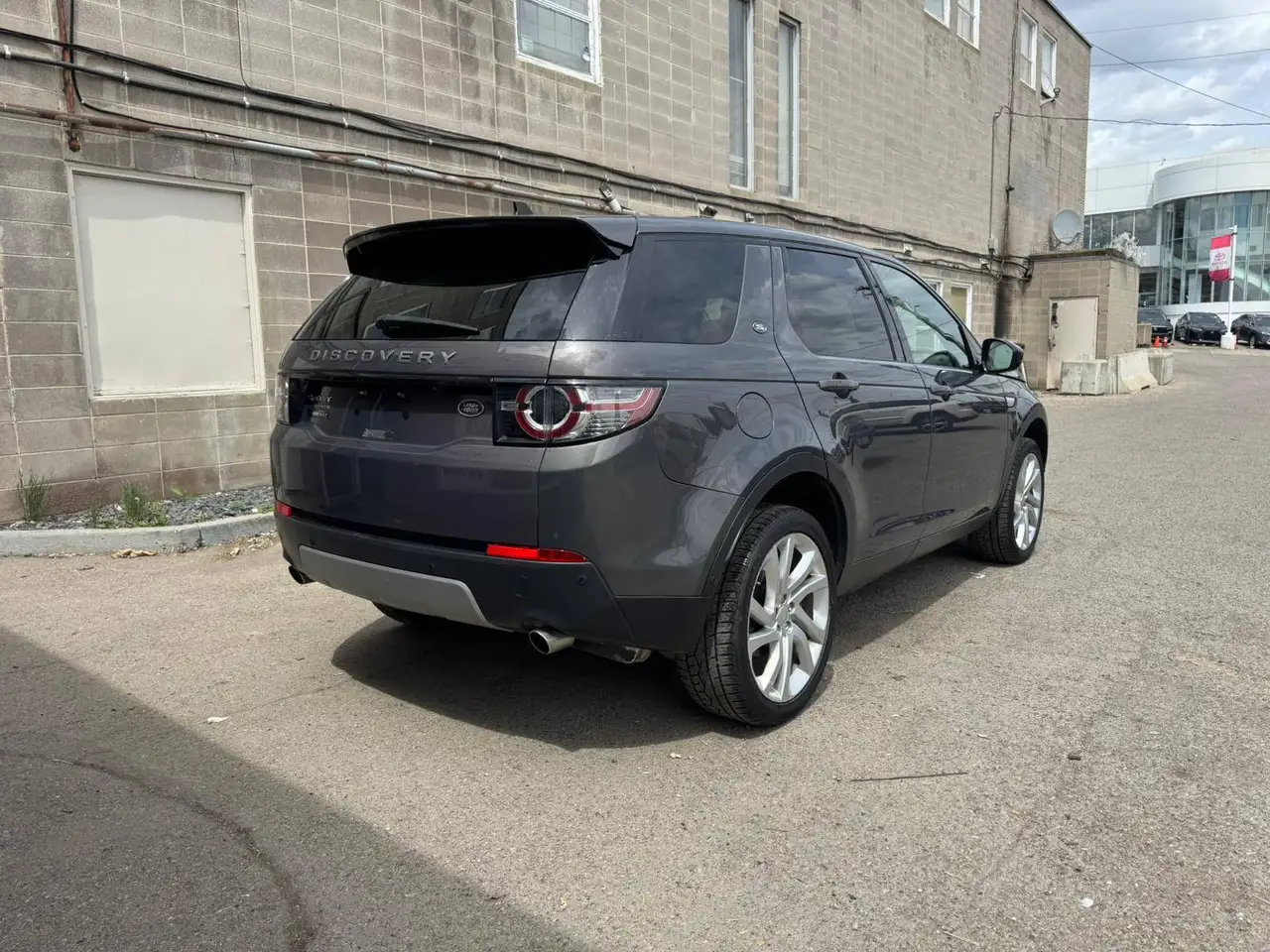 Land Rover Discovery Sport снимка Land Rover Discovery Sport
