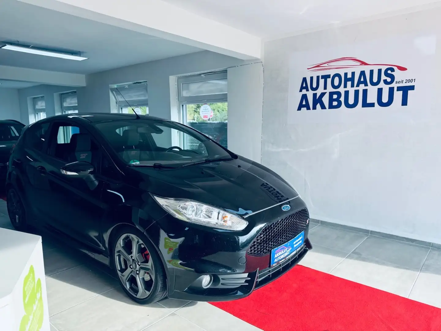 Ford Fiesta ST*Finanzierung+Garantie+Inspektion+Tüv* Schwarz - 1