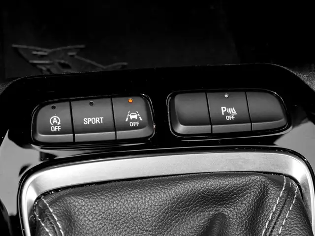 Opel Corsa view 13