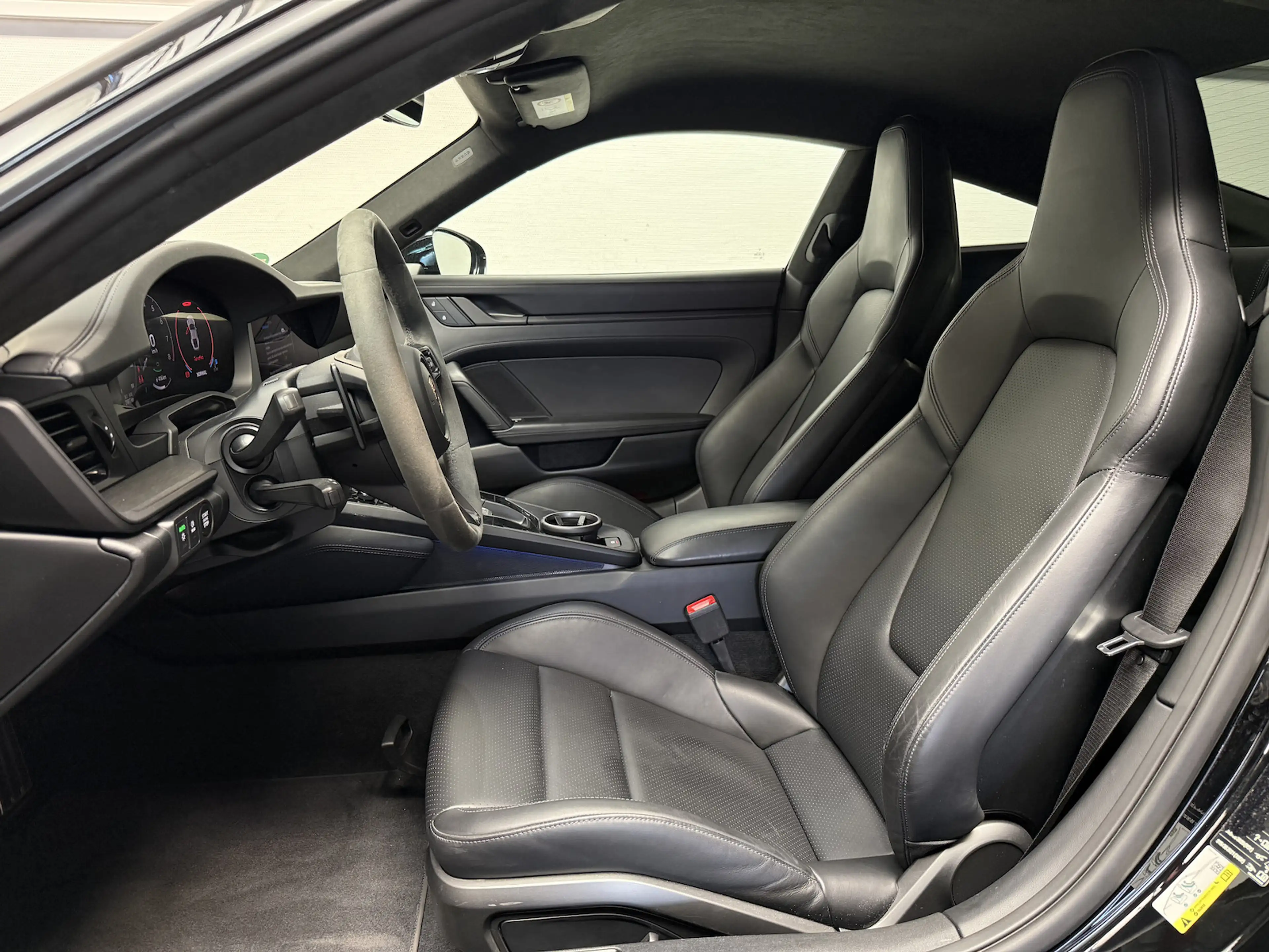 Porsche 911 992.2 GTS T-Hyb./BOSE/360 KAMERA/NAVI/MATRIX — photo 4