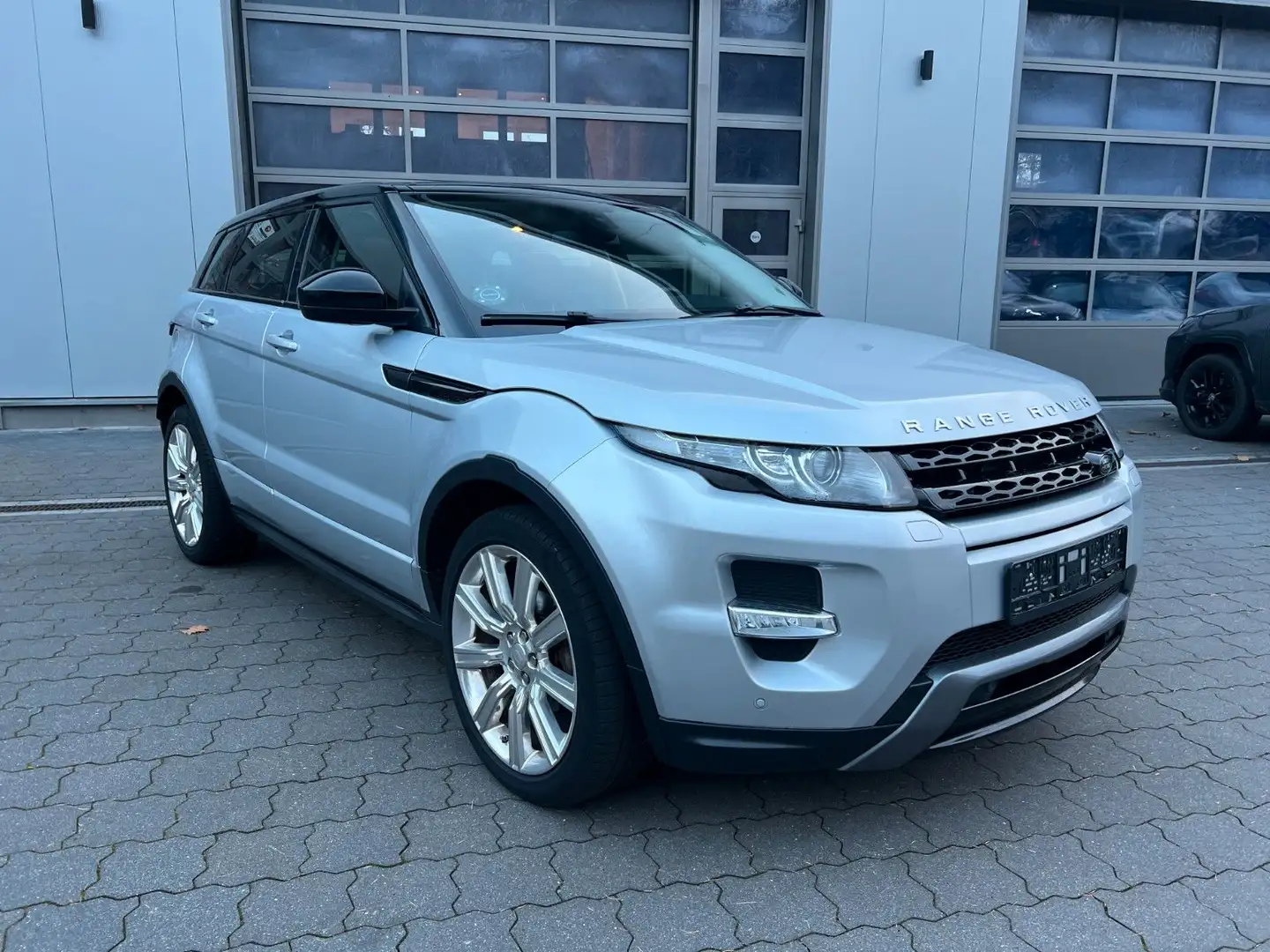 Land Rover Range Rover Evoque 2.0 Si4 Dynamic VOLL+TOP Silber - 1