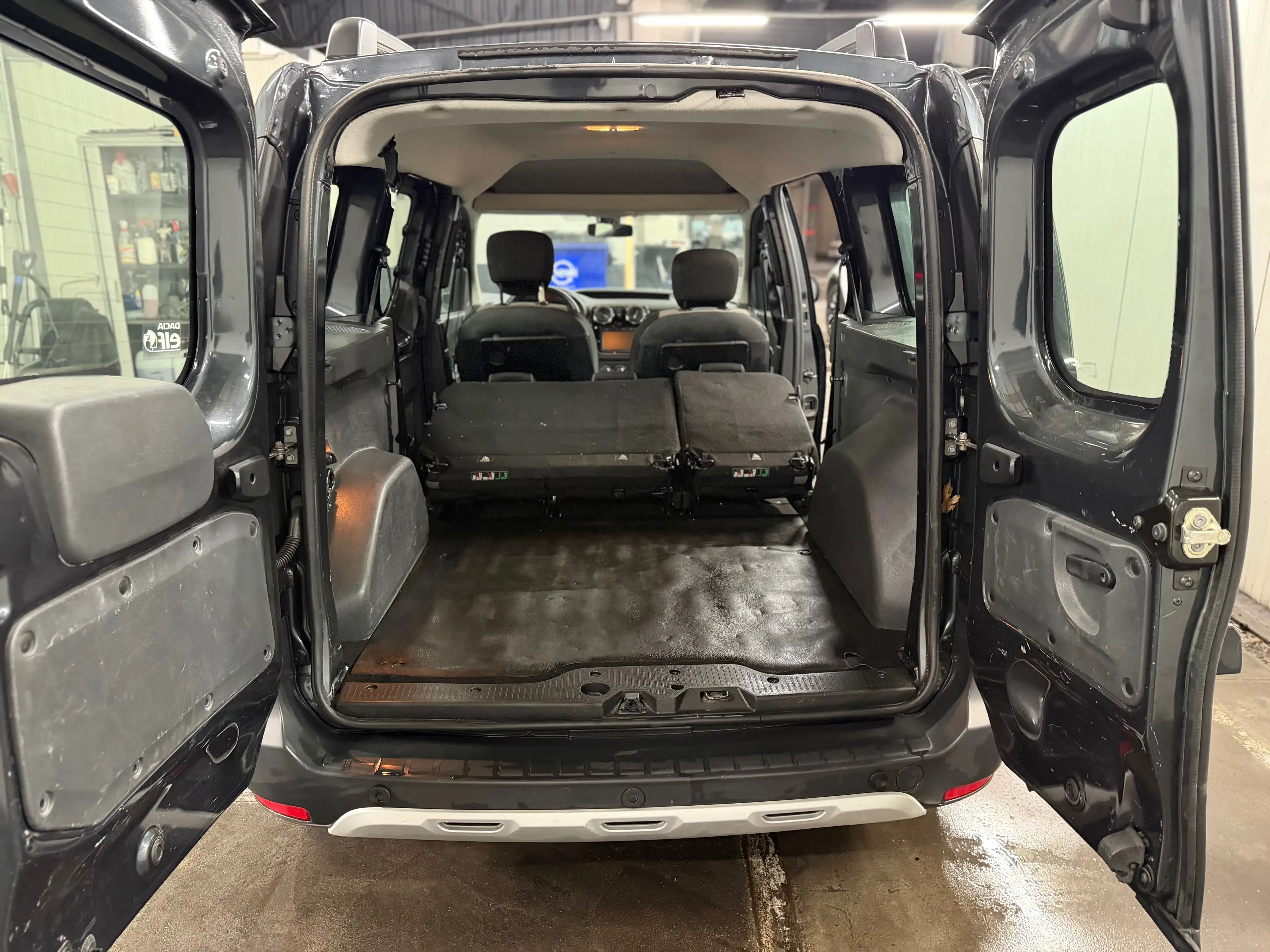 Dacia Dokker Dokker Stepway 1.3 TCe Stepway GPF (EU6.2) — photo 13