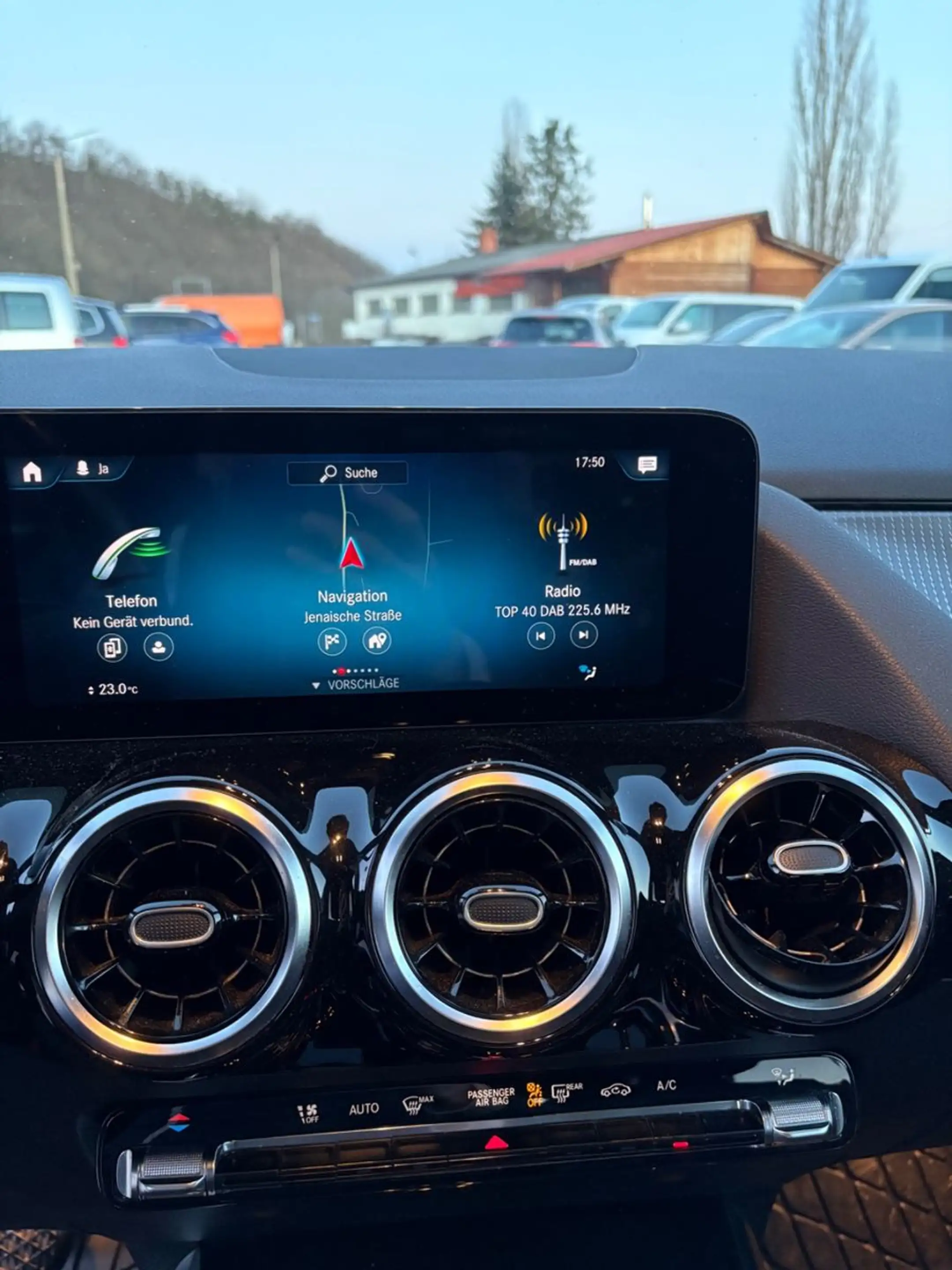 Mercedes-Benz B 220 d Automatik LED Navi Leder Kamera DAB — photo 12