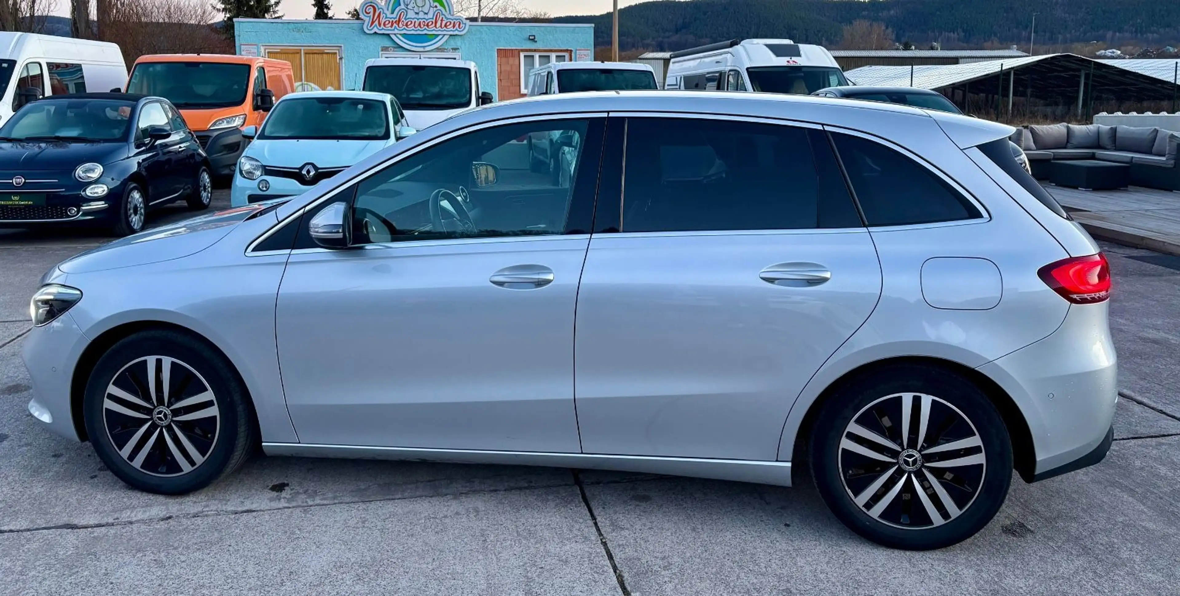Mercedes-Benz B 220 d Automatik LED Navi Leder Kamera DAB — photo 8