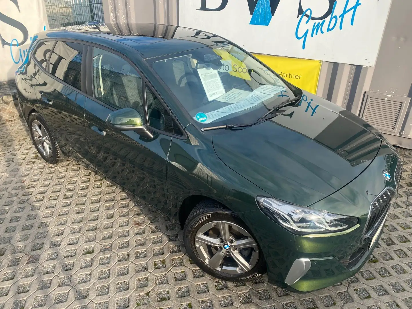BMW 218 i Active Tourer Luxury/HUD/360°/Pano*Wides Grün - 2