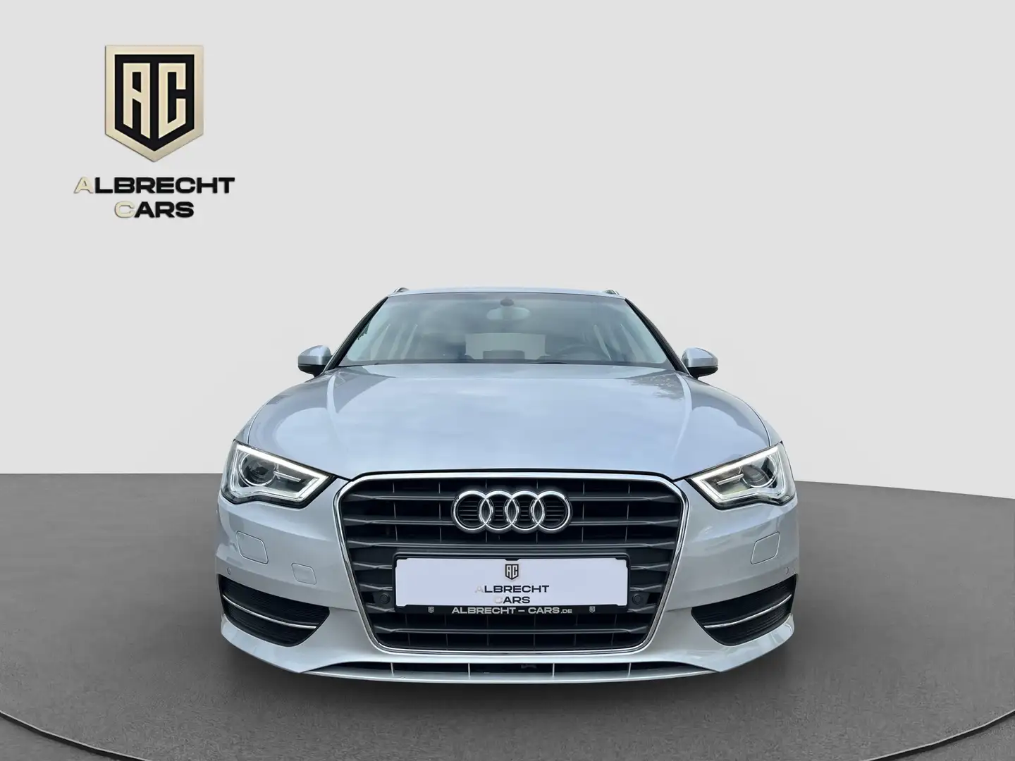 Audi A3 Sportback 1.4 TFSI Ambiente Xenon GRA PDC 16" Argent - 2