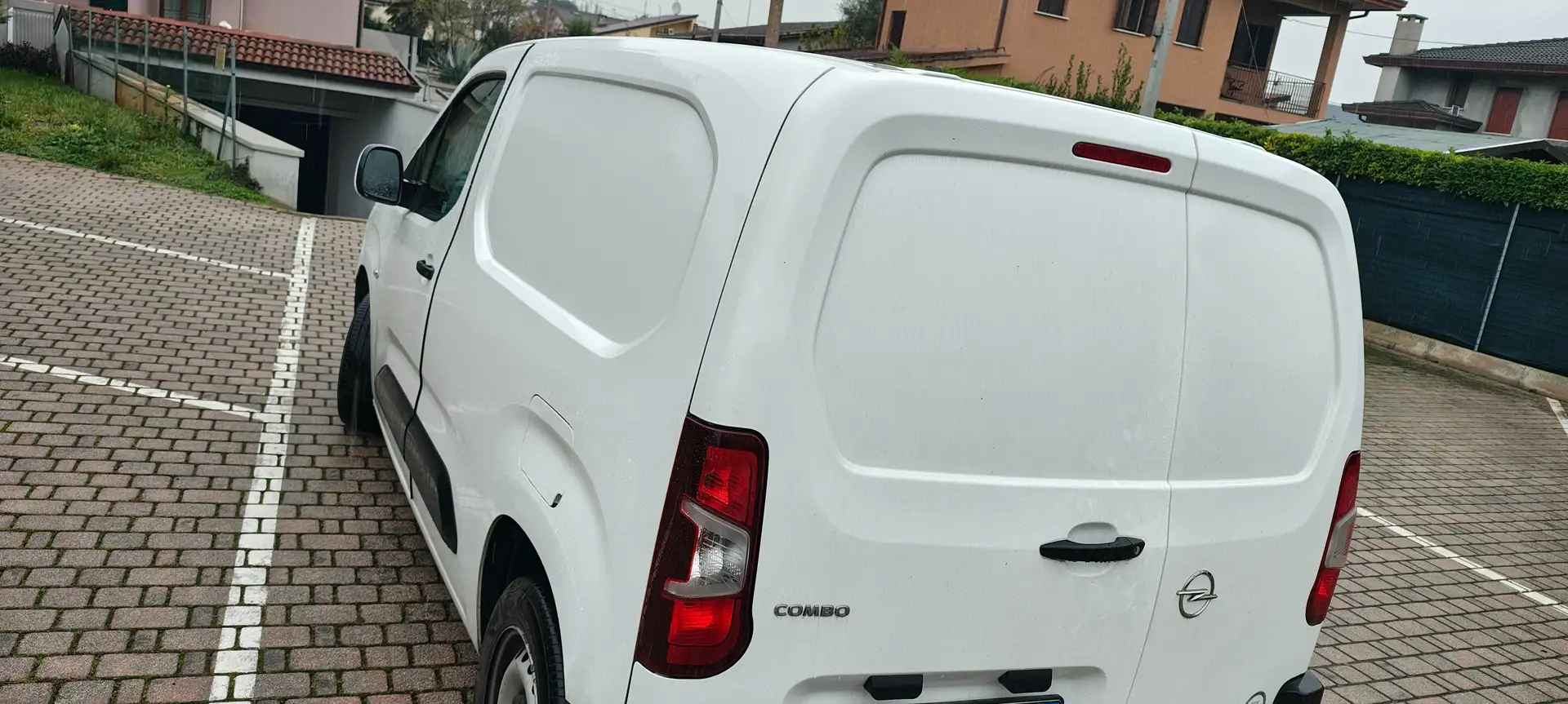 Opel Combo Bianco - 2