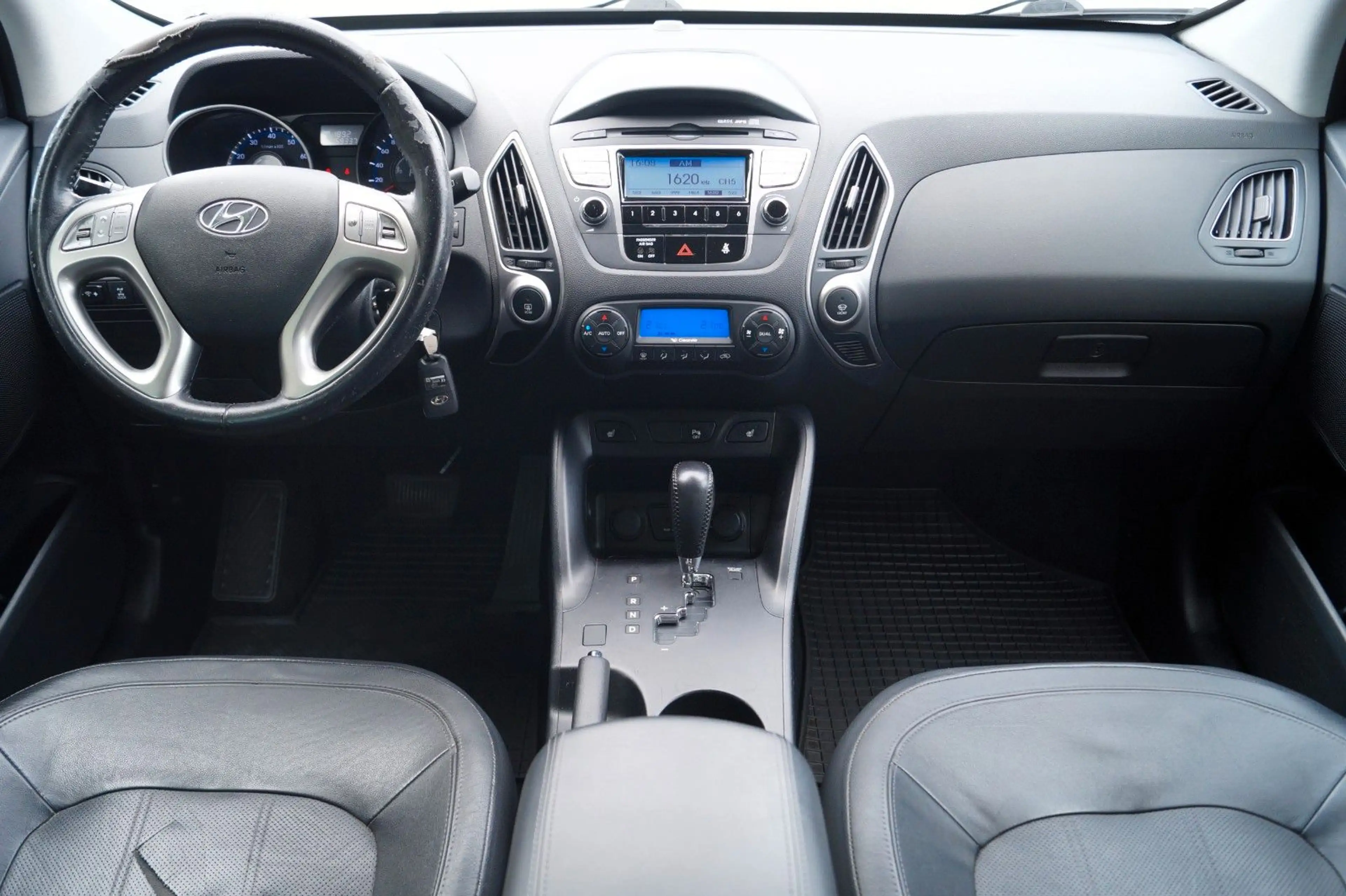 Hyundai iX35 Premium AWD/ Euro 5/ Leder/ SHZ/ KLIMA/ PDC — photo 13