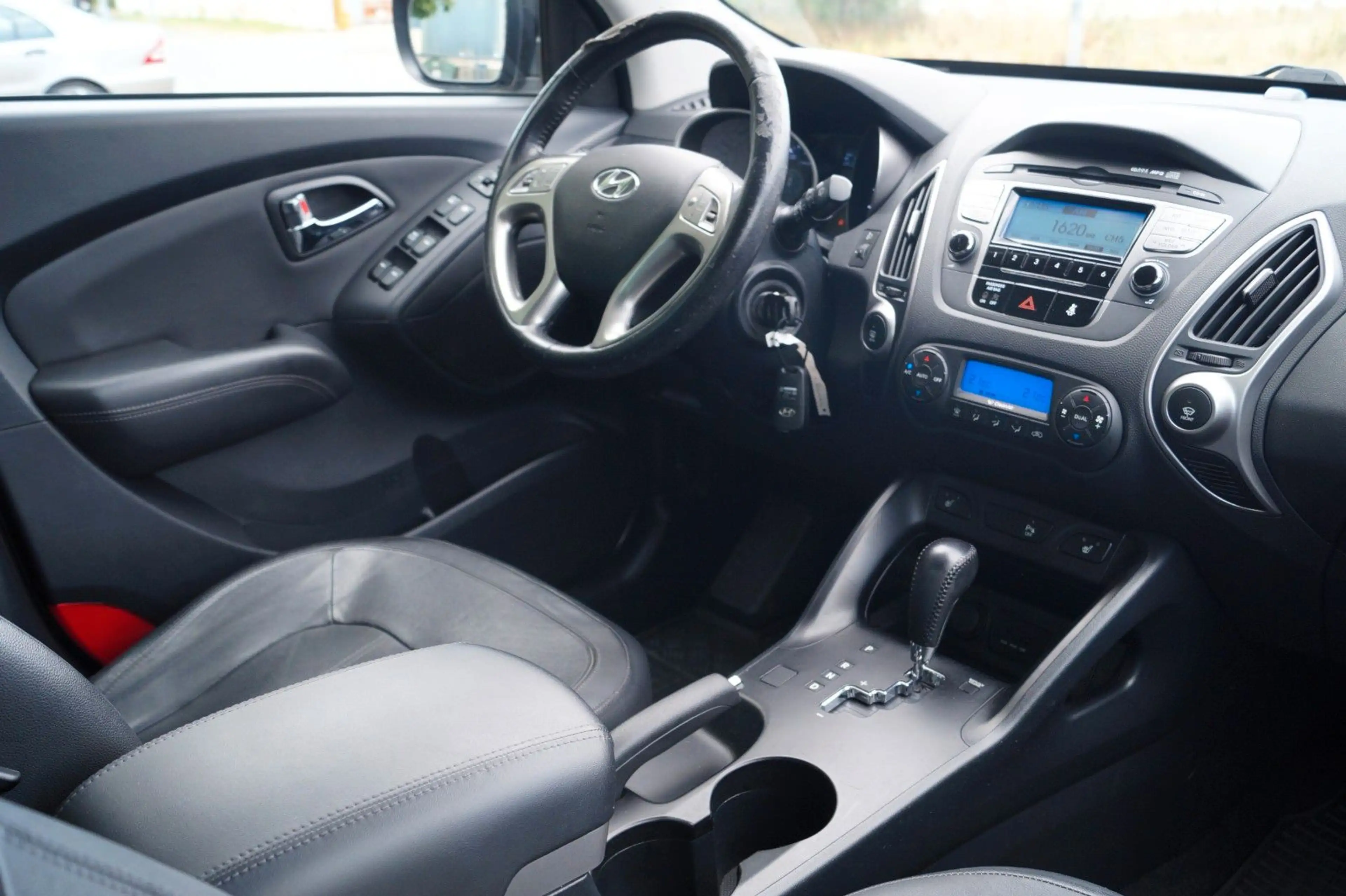 Hyundai iX35 Premium AWD/ Euro 5/ Leder/ SHZ/ KLIMA/ PDC — photo 12