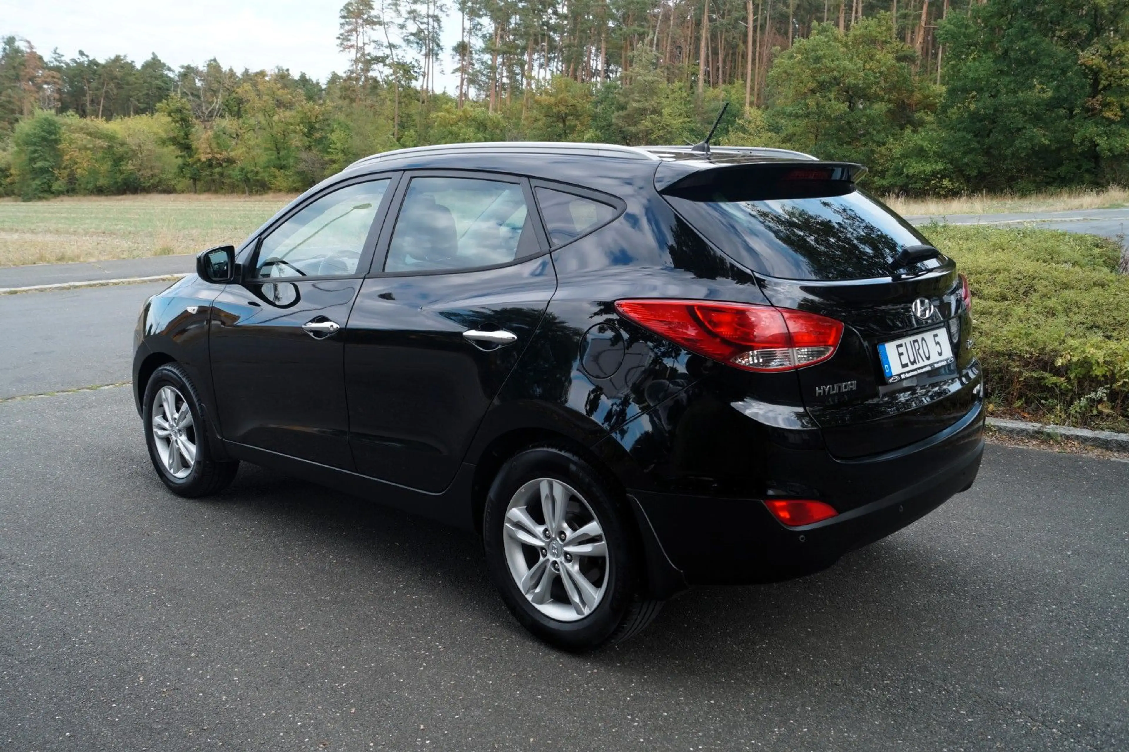 Hyundai iX35 Premium AWD/ Euro 5/ Leder/ SHZ/ KLIMA/ PDC — photo 4