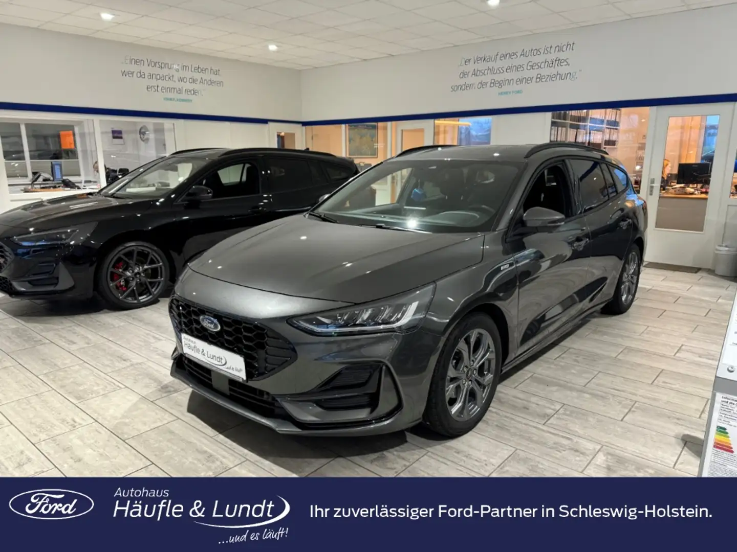 Ford Focus Turnier ST-Line X LED ACC Rückfahrkam. El. Heckkla Grau - 1