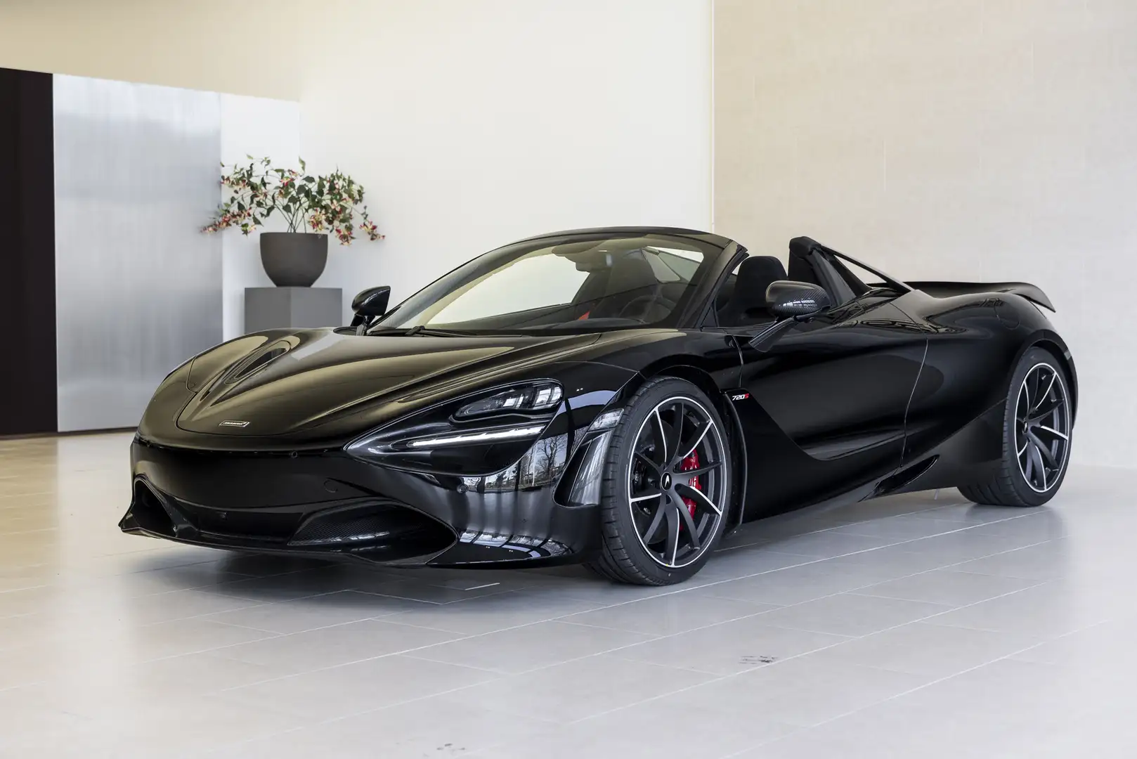 McLaren 720S Spider Noir - 2