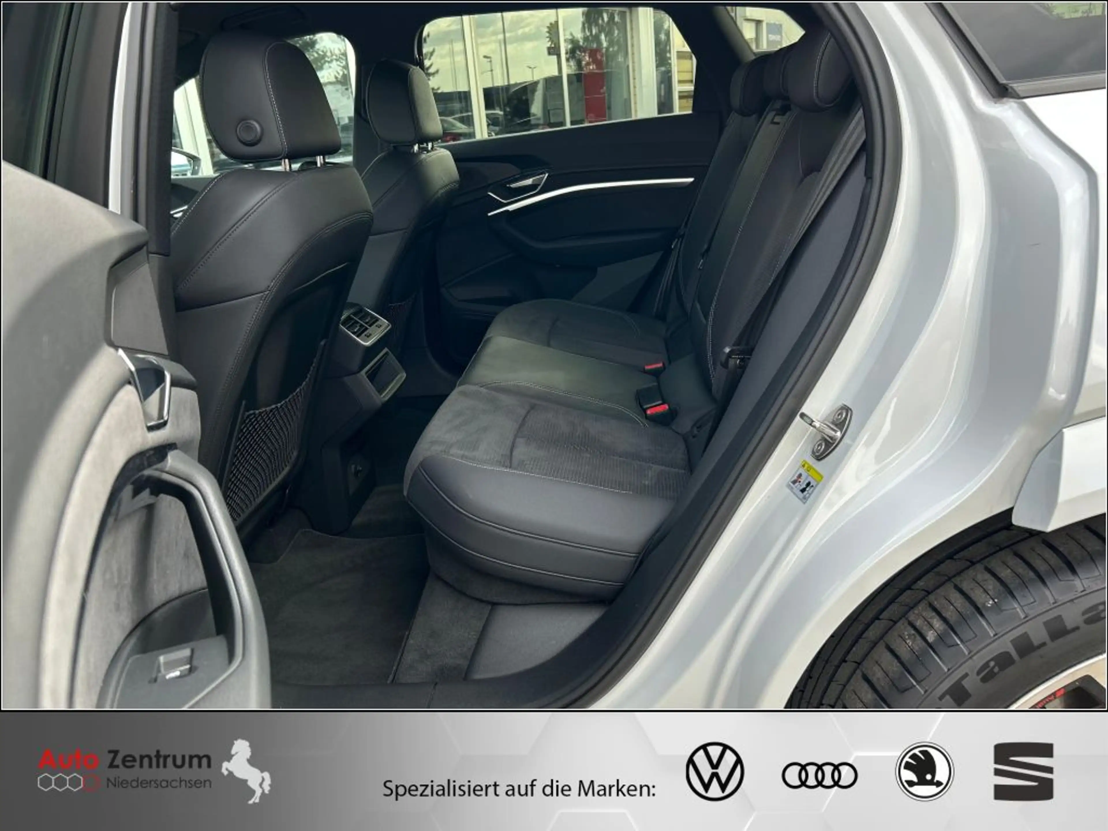 Audi e-tron S quat 370 KW AZN-Haus-Förderung* AHK CAM Luftfedg — photo 15