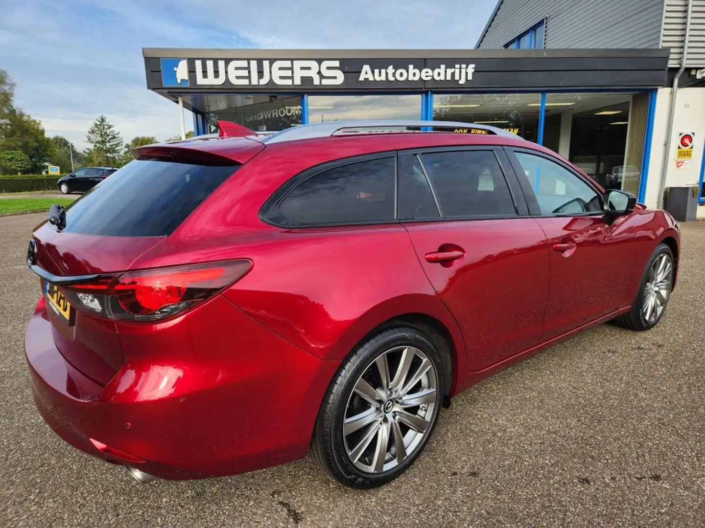 Mazda 6 Sportbreak 2.5 SkyActiv 194pk Automaat, 19 inch, 3 Rouge - 2