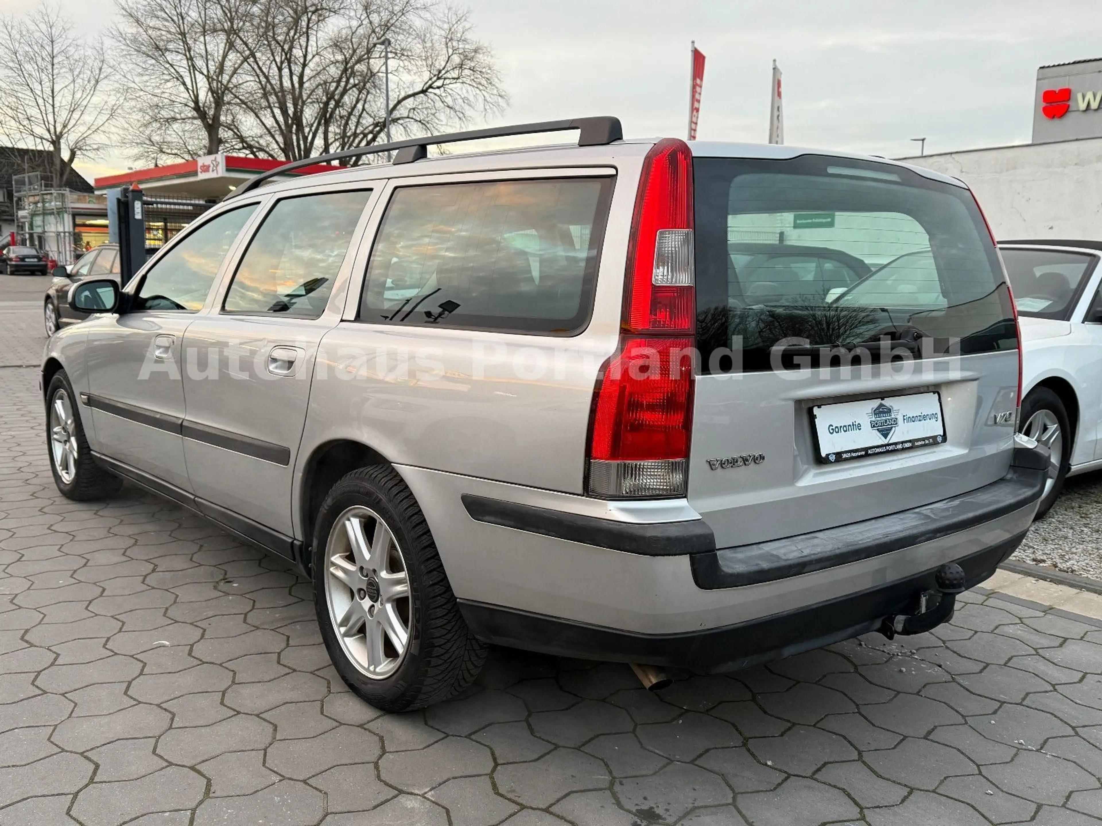Volvo V70 2.4 Comfort Aut/ZR 23/HU NEU/SHZ/Tempo/Klima — photo 5