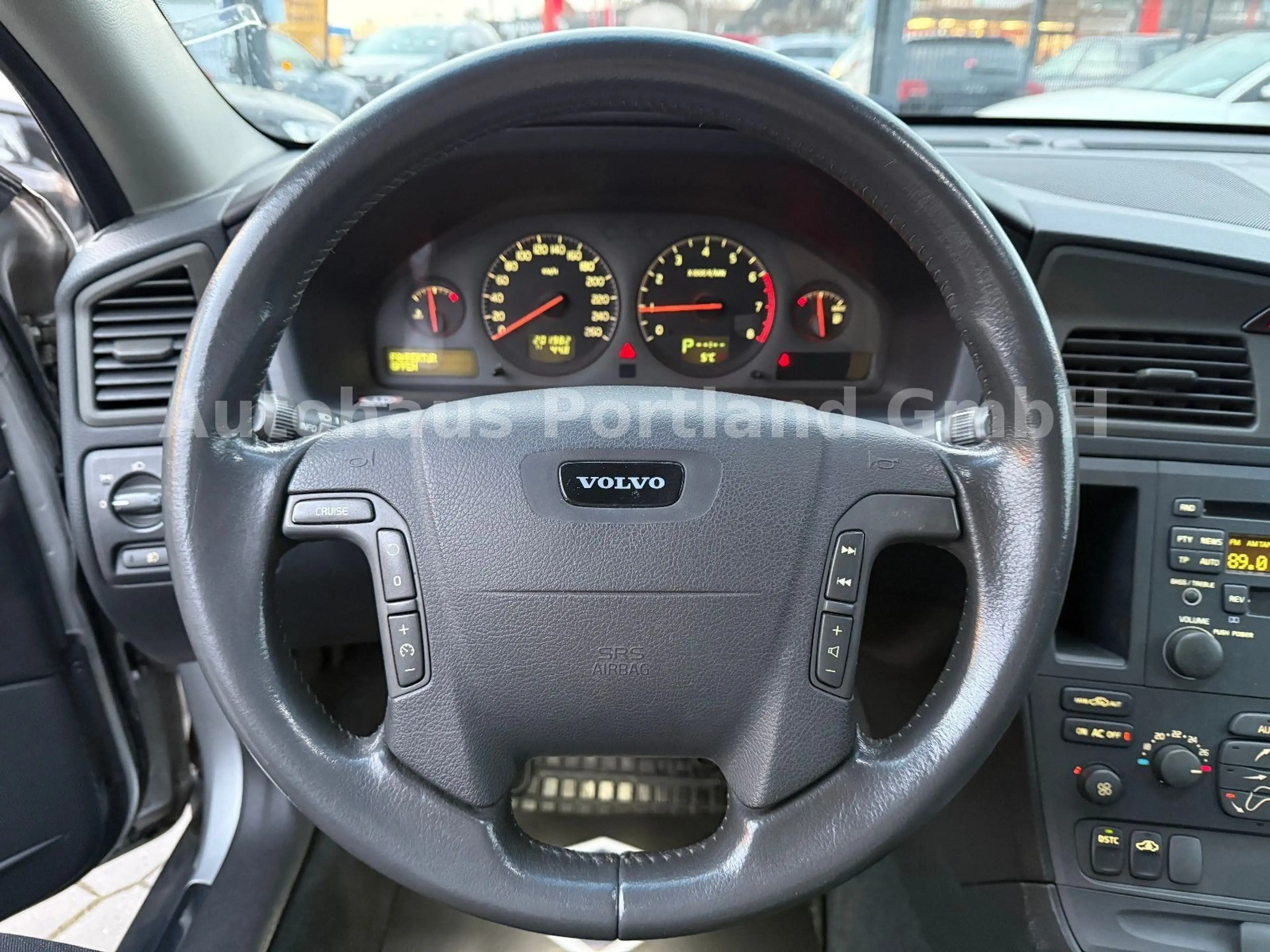 Volvo V70 2.4 Comfort Aut/ZR 23/HU NEU/SHZ/Tempo/Klima — photo 12