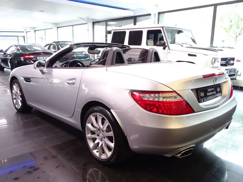 Mercedes-Benz SLK 200 Roadster Autom.Airsca.Leder Navi PDC SHZ — photo 8