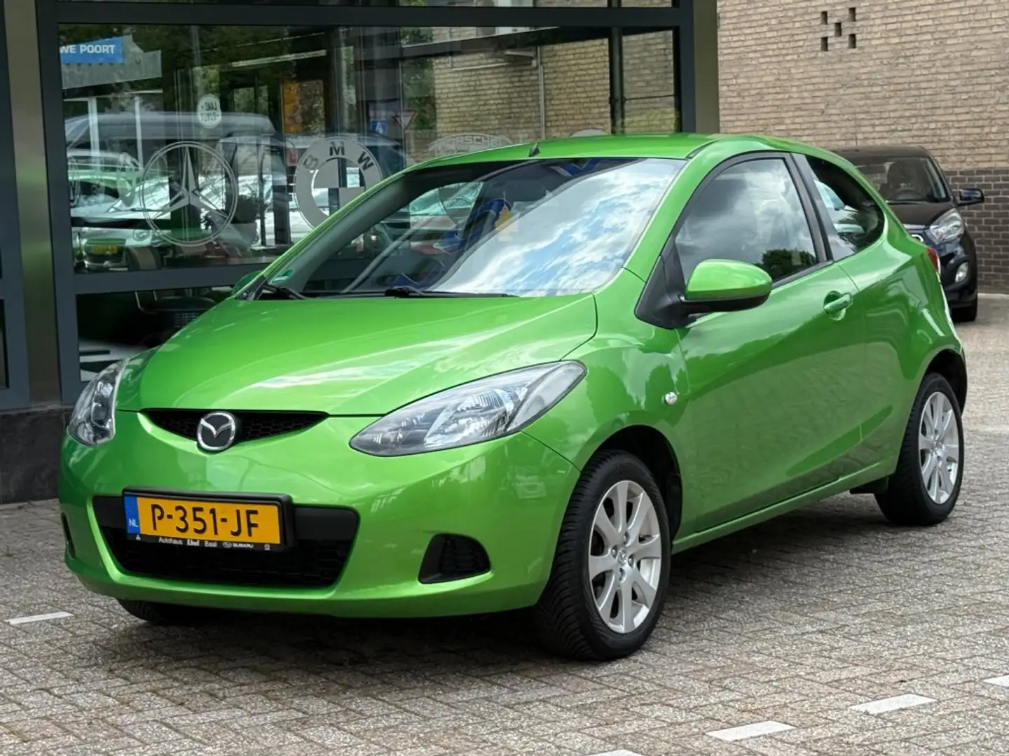 Mazda 2 1.3 TS Airco Groen - 2