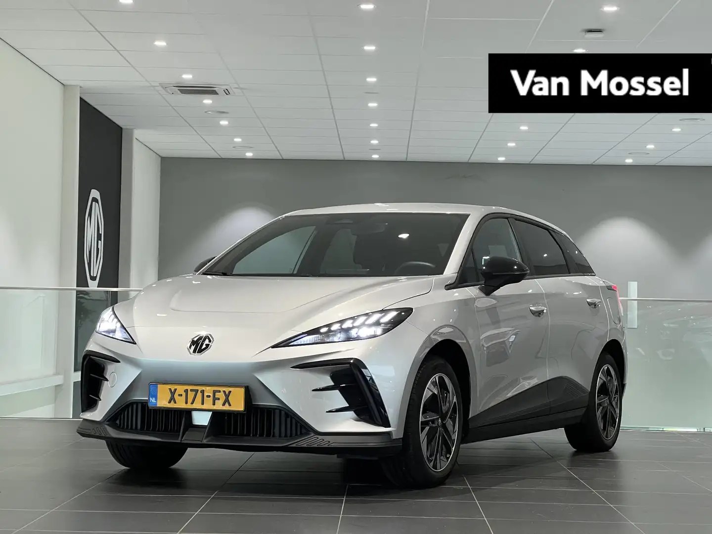 MG MG4 Electric Long Range Comfort 64 kWh | Apple CarPlay Gris - 1