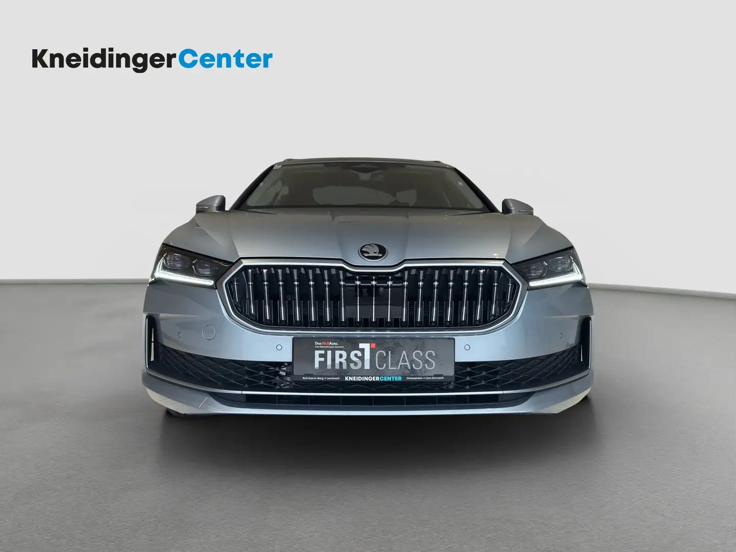 Skoda Superb Selection iV TSI DSG Silber - 2