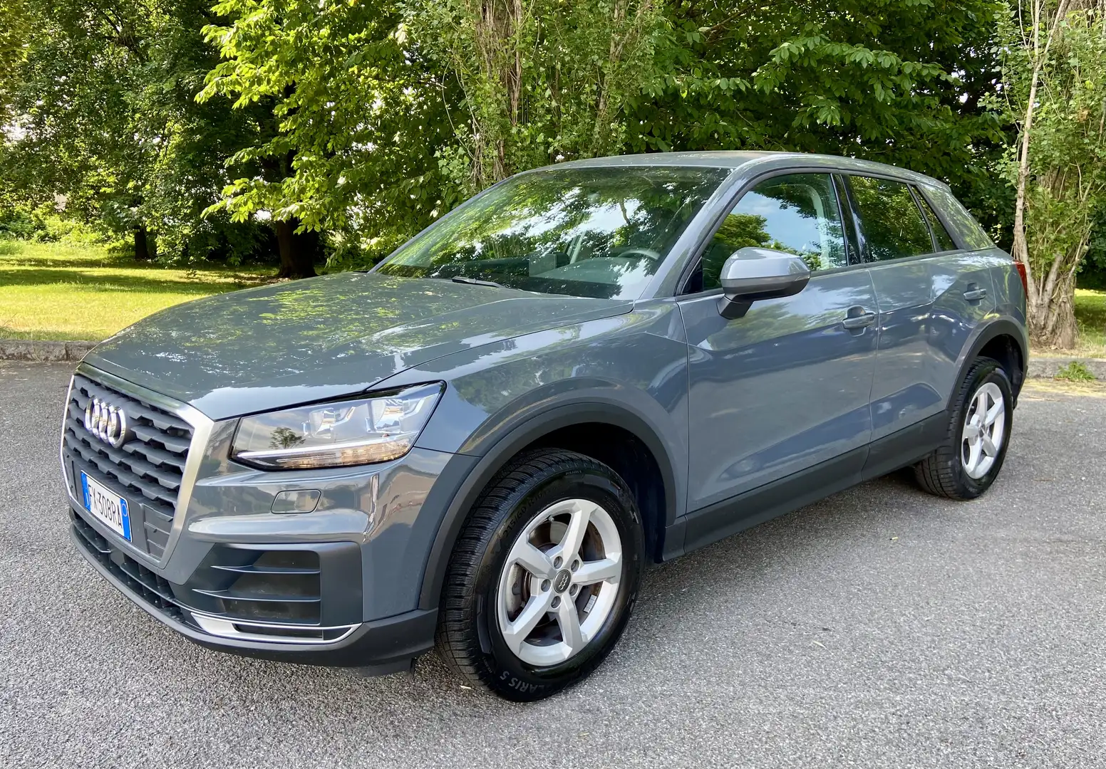 Audi Q2 30 1.0 TFSI 116cv Business S-tronic my19 Grigio - 1