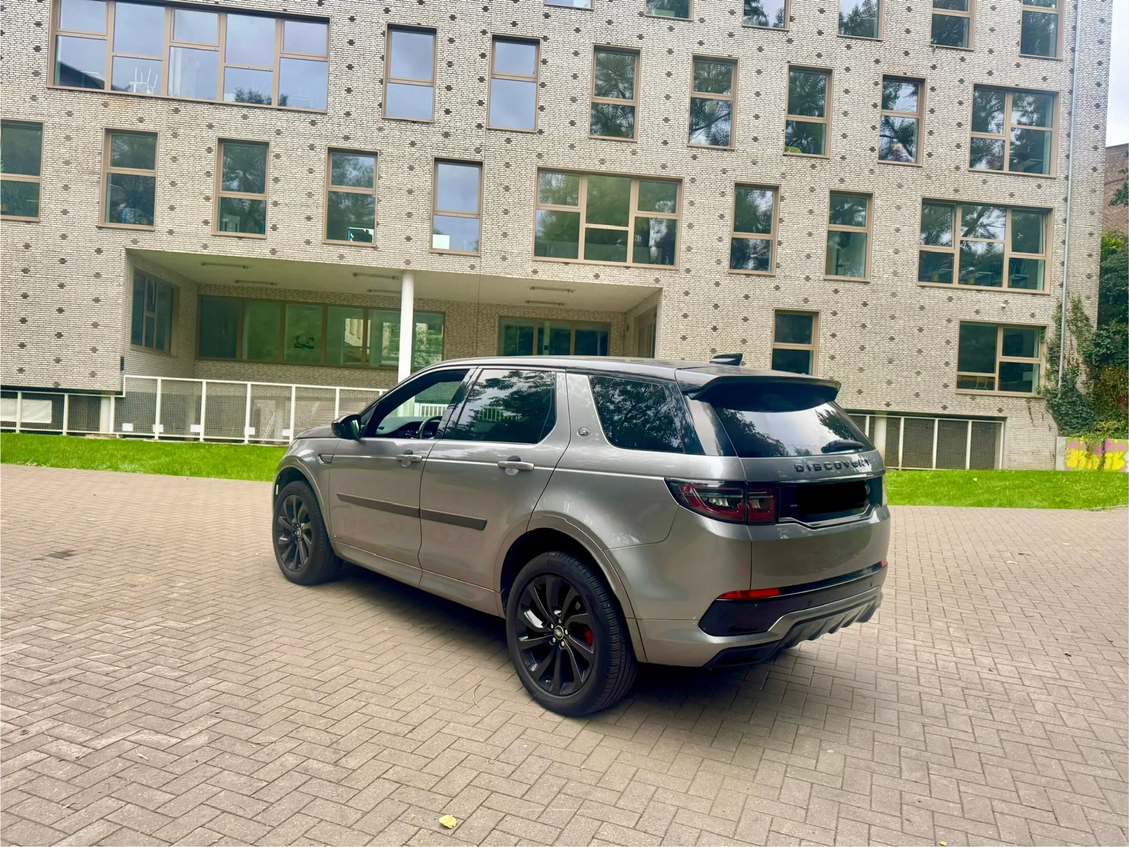 Land Rover Discovery Sport Discovery Sport 2.0 SD4. R-Dynamique  (EU6d-TEMP) — photo 4