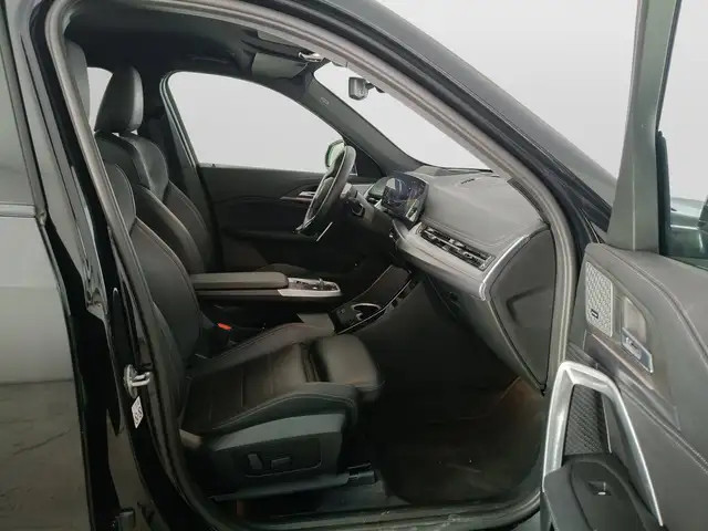 BMW X1 view 11