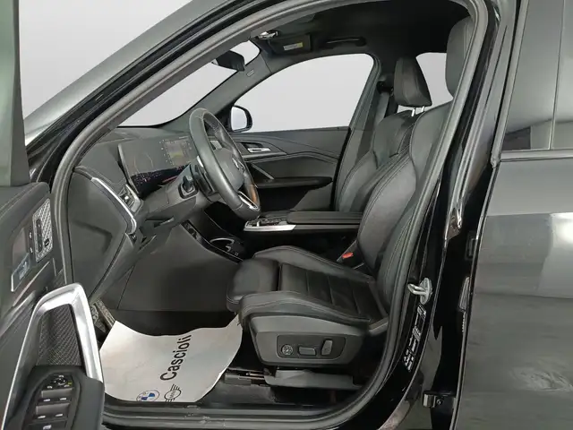 BMW X1 view 8