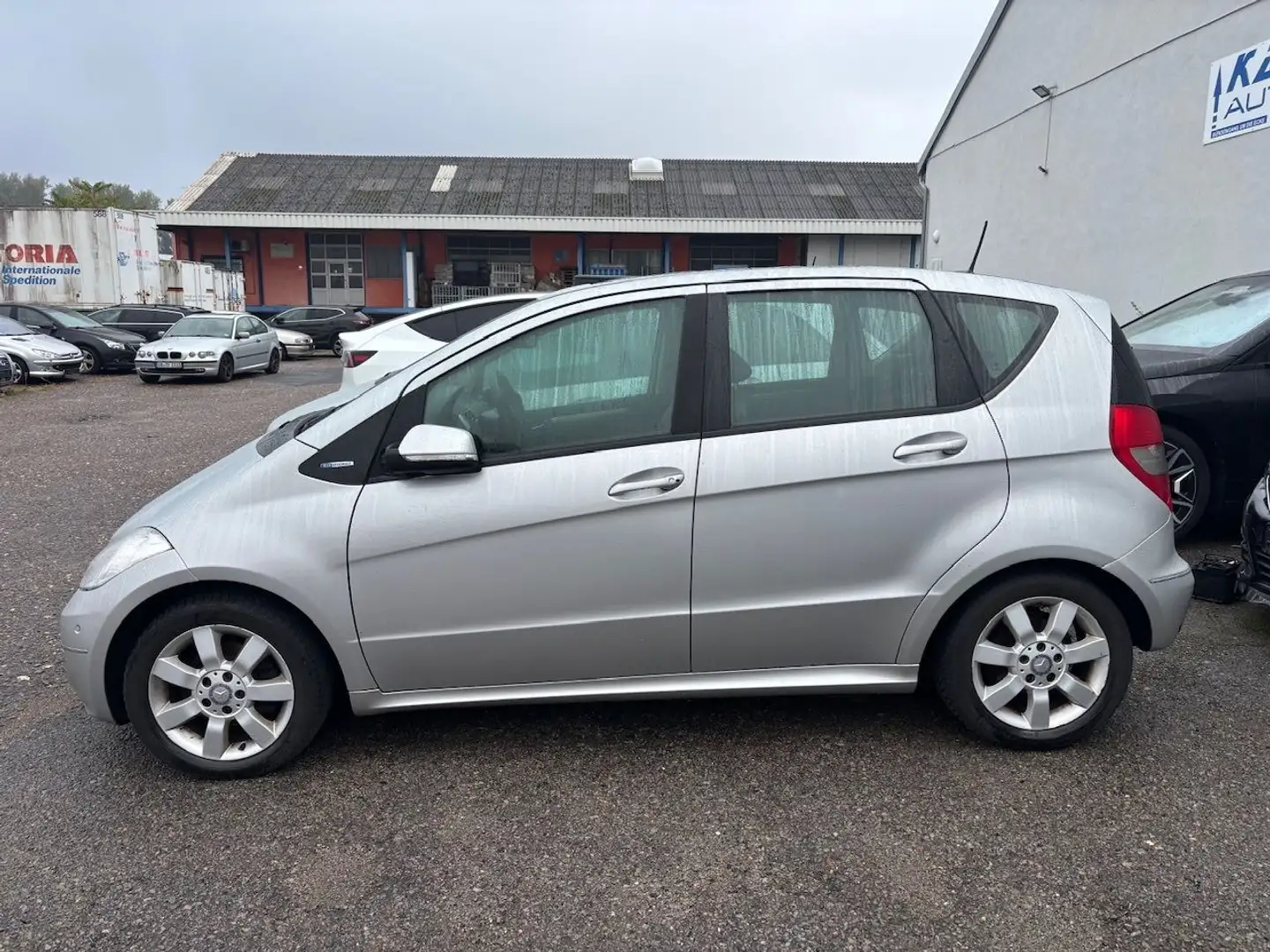 Mercedes-Benz A 160 A -Klasse A 160~Klima~Teil-Leder~SHZ~PDC~TüV Neu Silber - 1