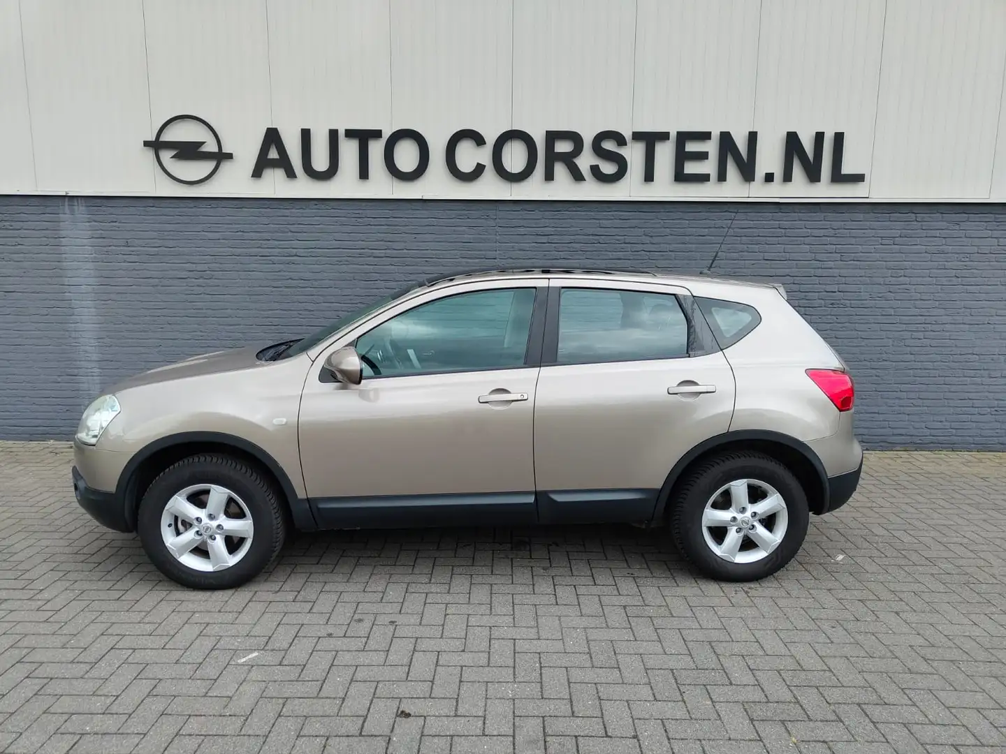 Nissan Qashqai 1.6I Acenta Pano.dak Trekhaak Pdc Bluetooth Cruise Bruin - 2